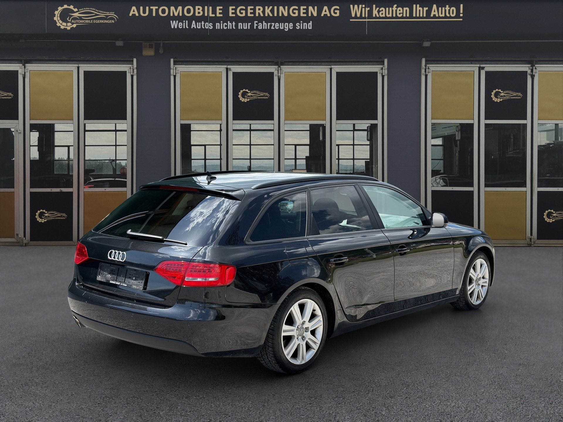 AUDI A4 Avant 3.0 TDI add Blue quattro tiptronic-image-4