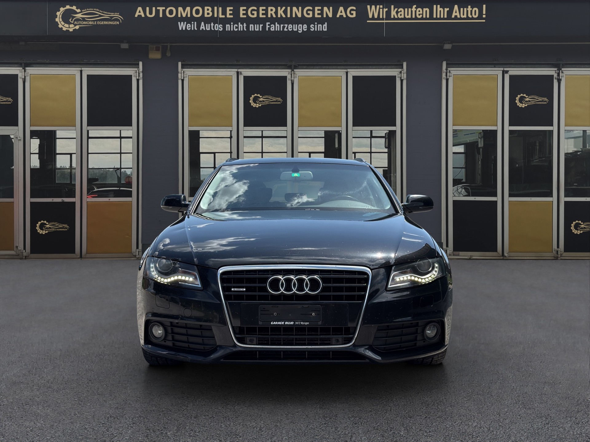 AUDI A4 Avant 3.0 TDI add Blue quattro tiptronic-image-1