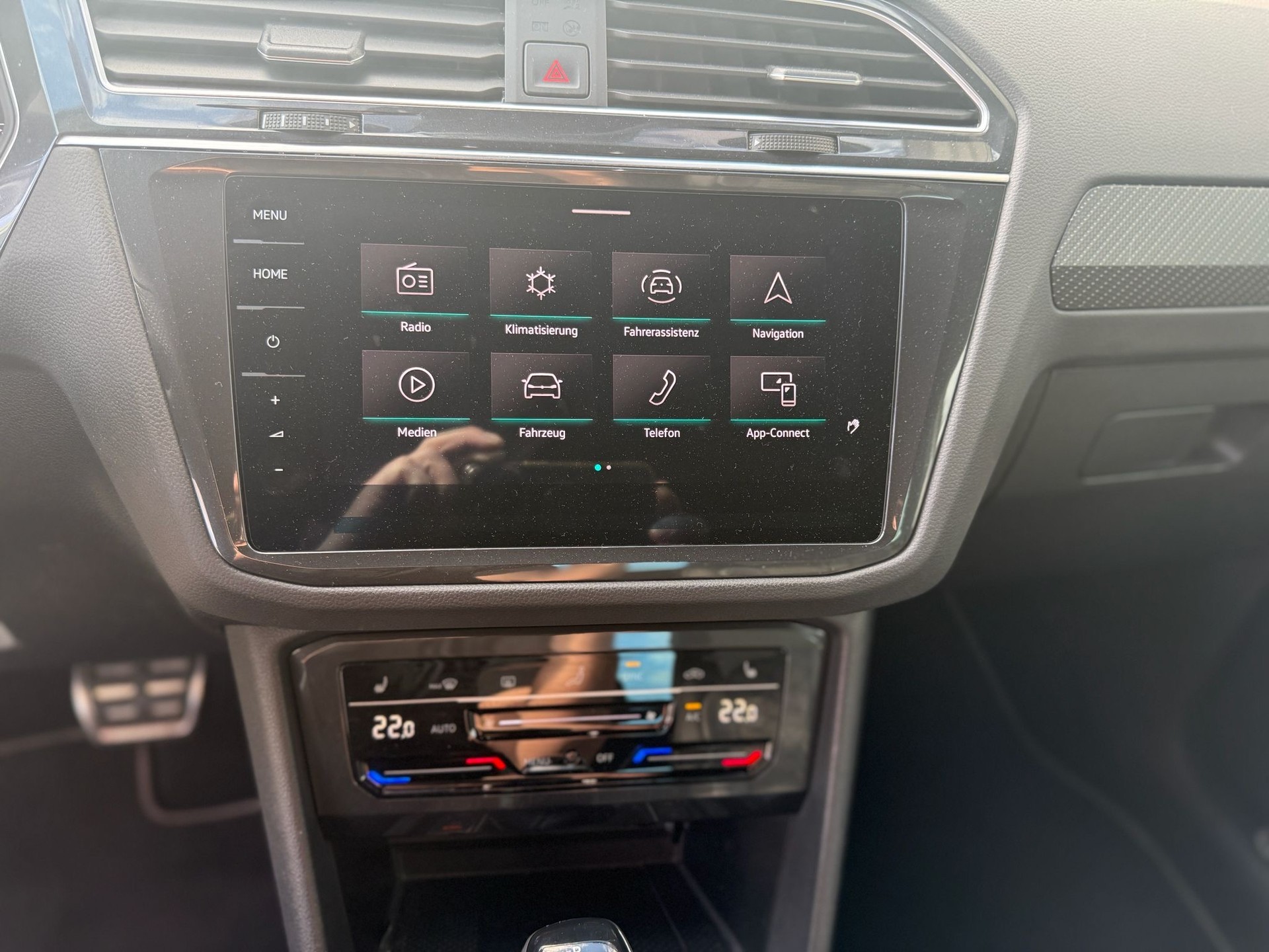 VW Tiguan 2.0 TDI SCR R-Line 4Motion DSG-image-19