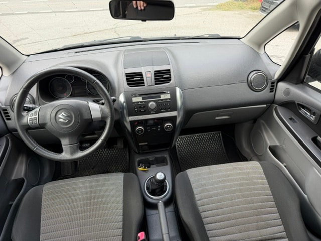 SUZUKI SX4 1.6 16V GL Top 4WD-image-7