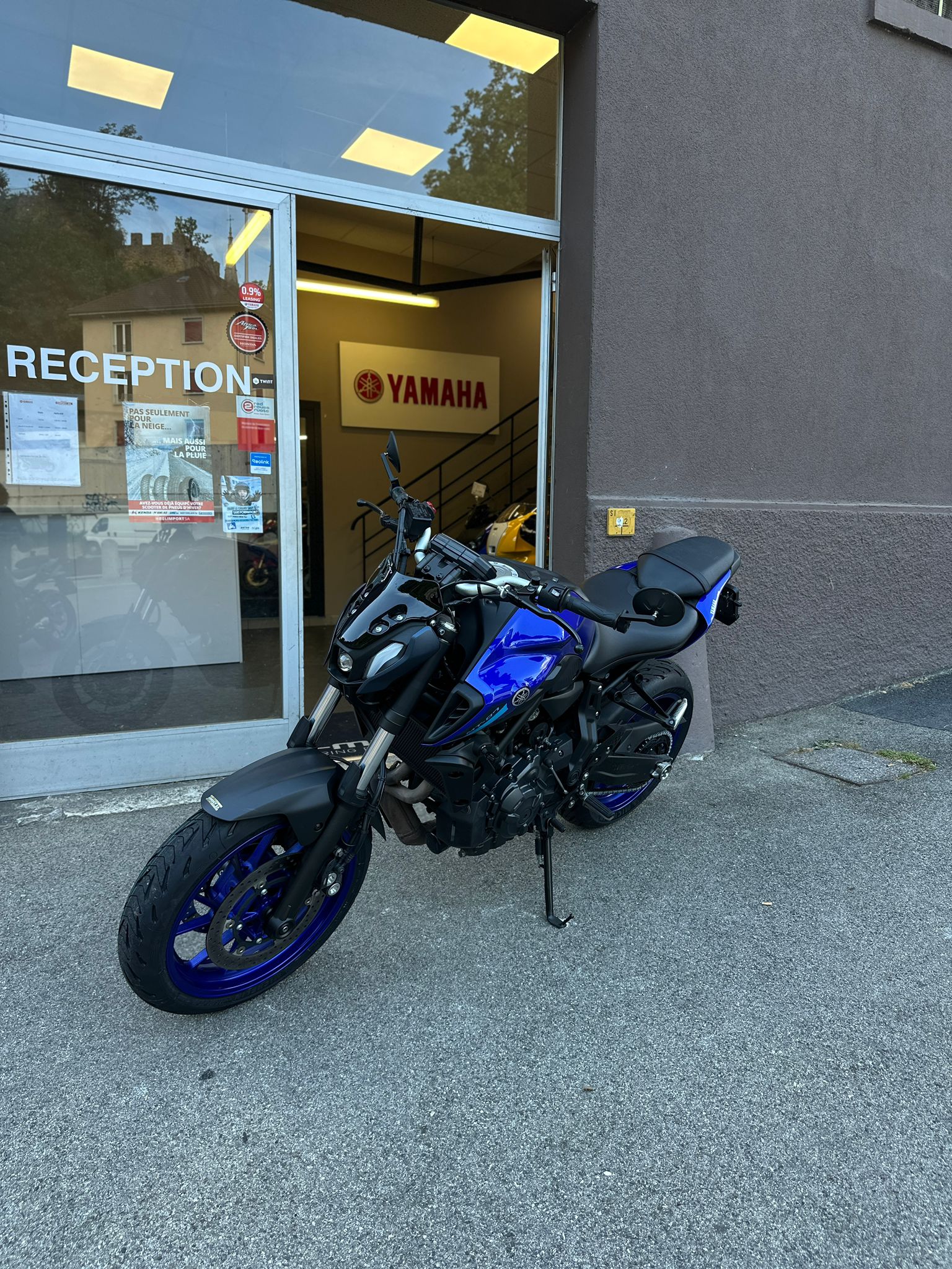 YAMAHA MT-07 (35KW)-showroom-element-2