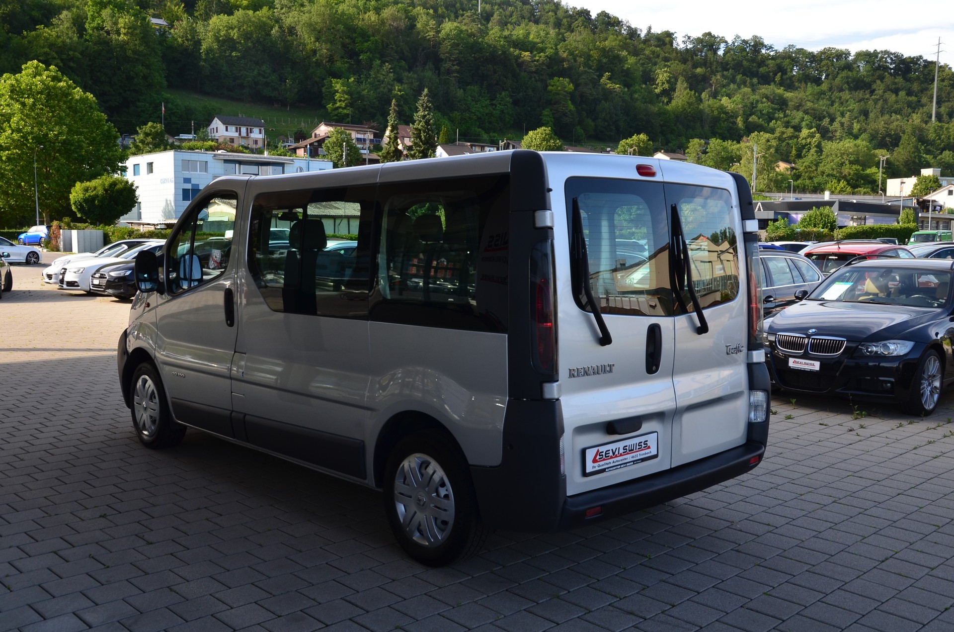 RENAULT Trafic 1.9 dCi 100-image-4