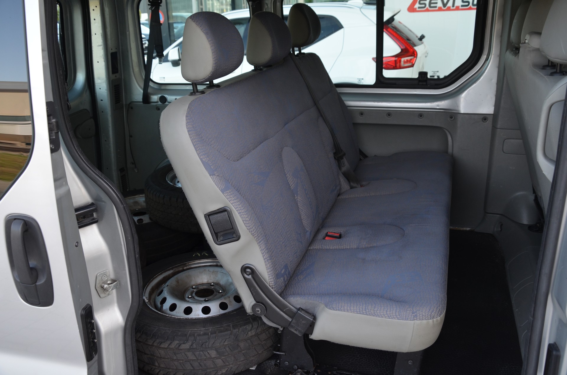 RENAULT Trafic 1.9 dCi 100-image-11