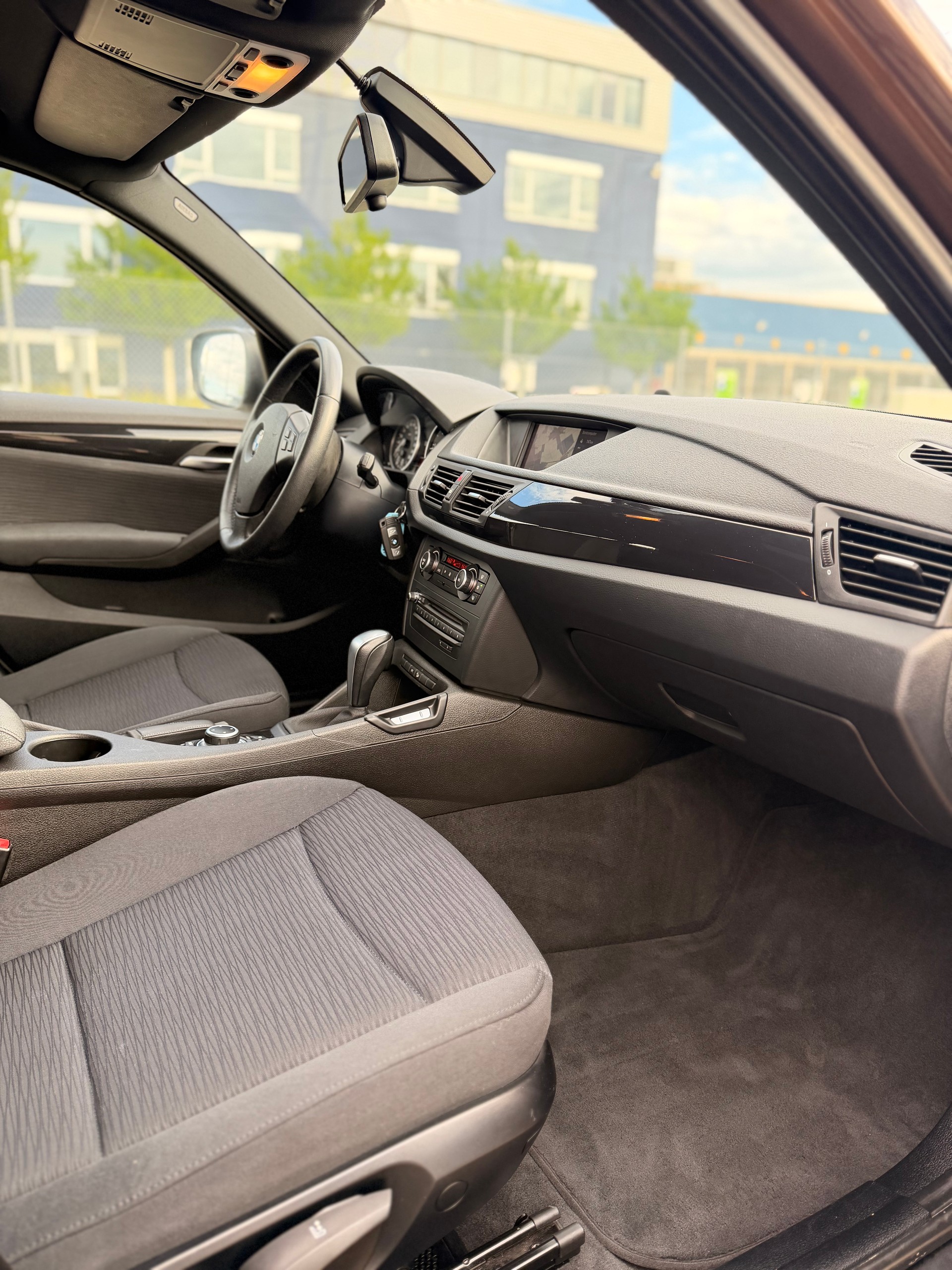 BMW X1 xDrive 20d Steptronic-image-25