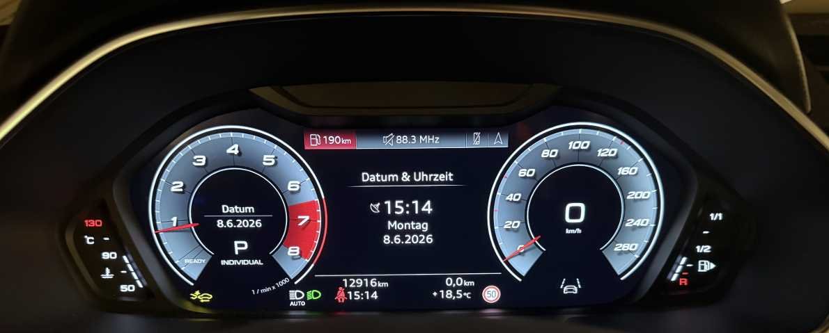 AUDI Q3 45 TFSI advanced quattro S-tronic-image-7