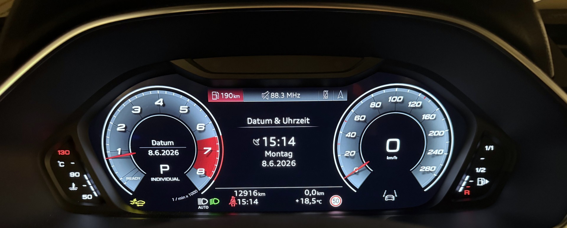 AUDI Q3 45 TFSI advanced quattro S-tronic-image-7