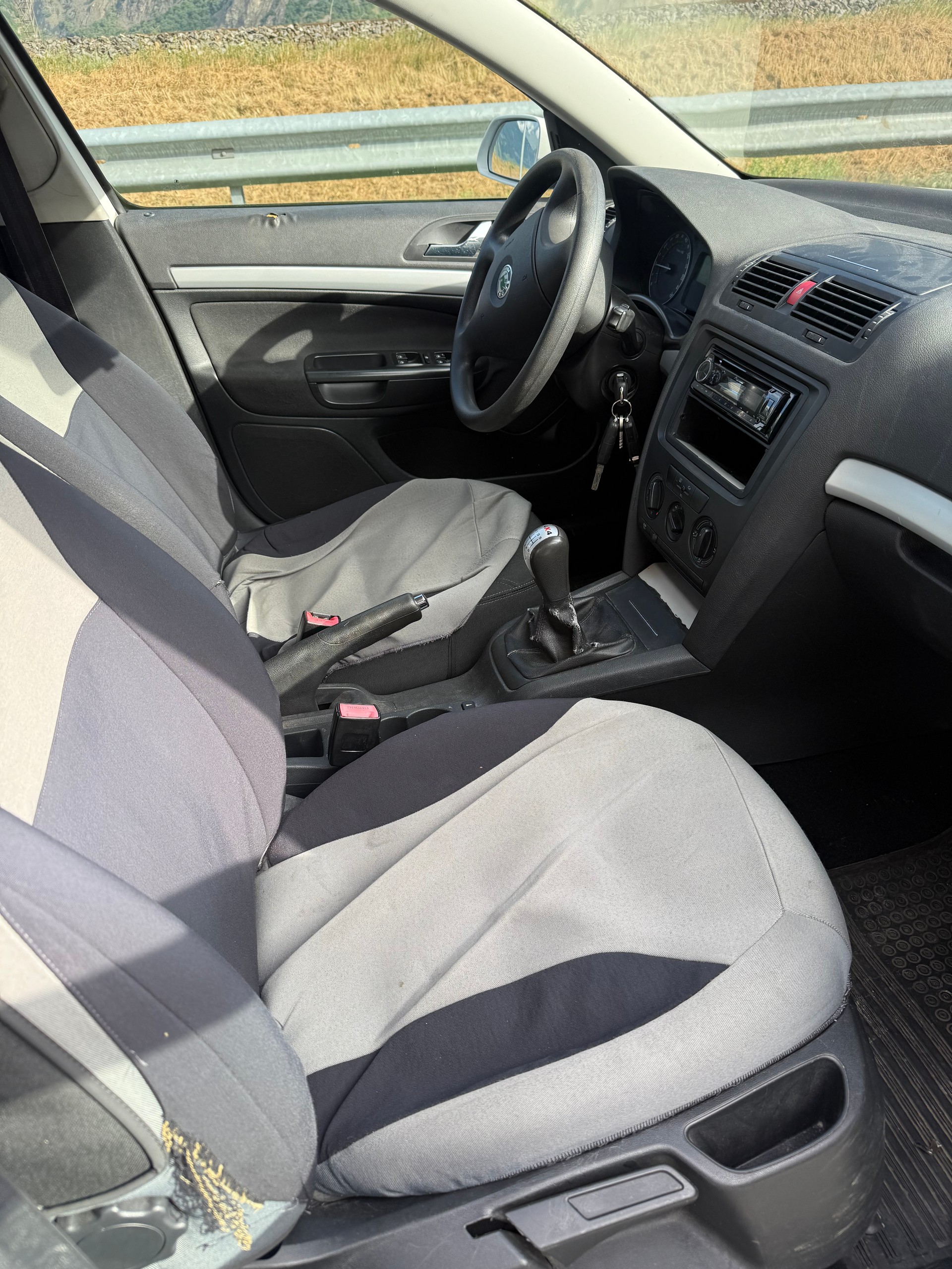 SKODA Octavia 2.0 FSI Adventure 4x4-image-4