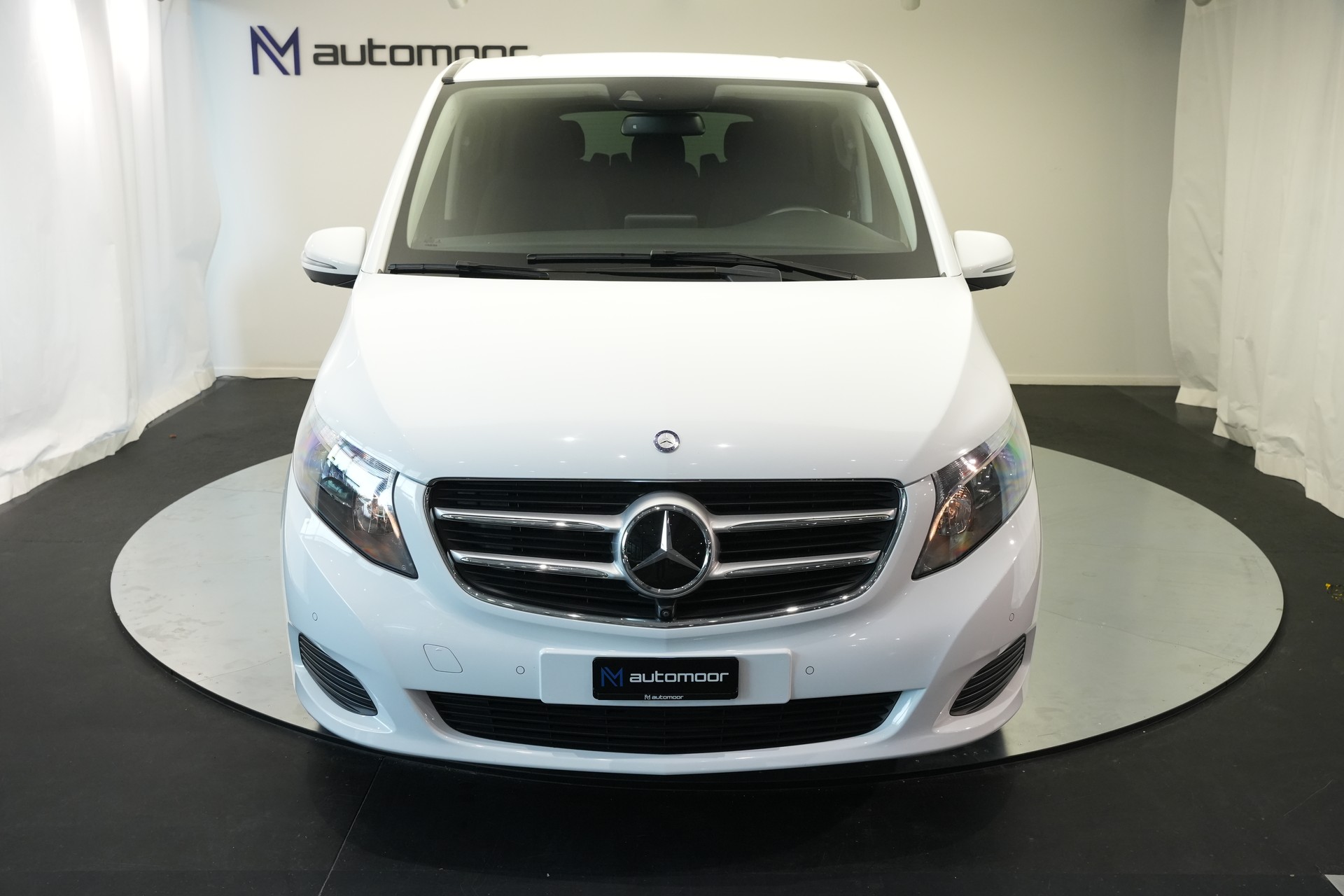 MERCEDES-BENZ V 220 d lang 4Matic 7G-Tronic *CH-Fahrzeug* *8 Sitze*-image-40