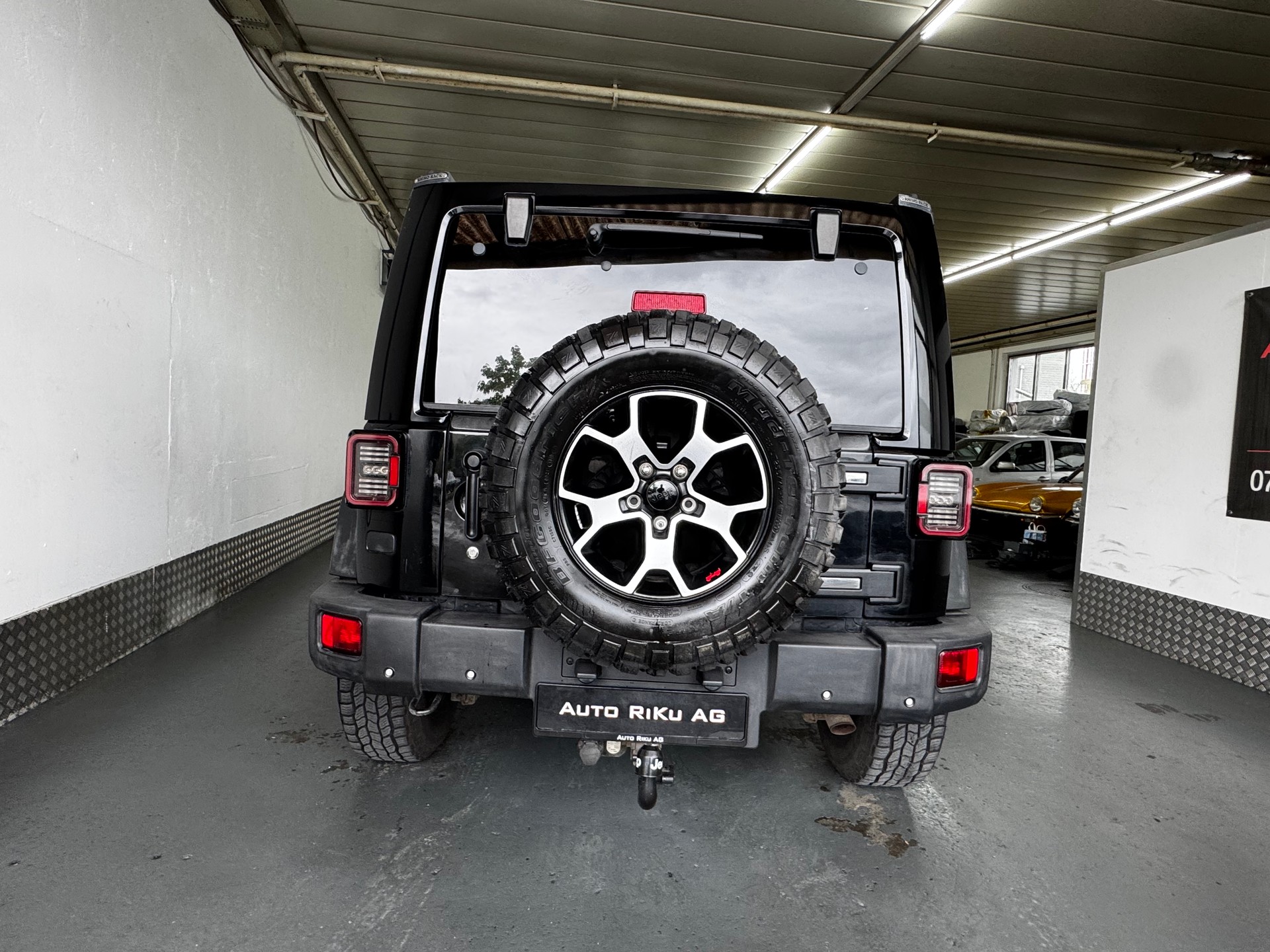 JEEP Wrangler 3.6 Unlimited Rubicon Automatic-image-12