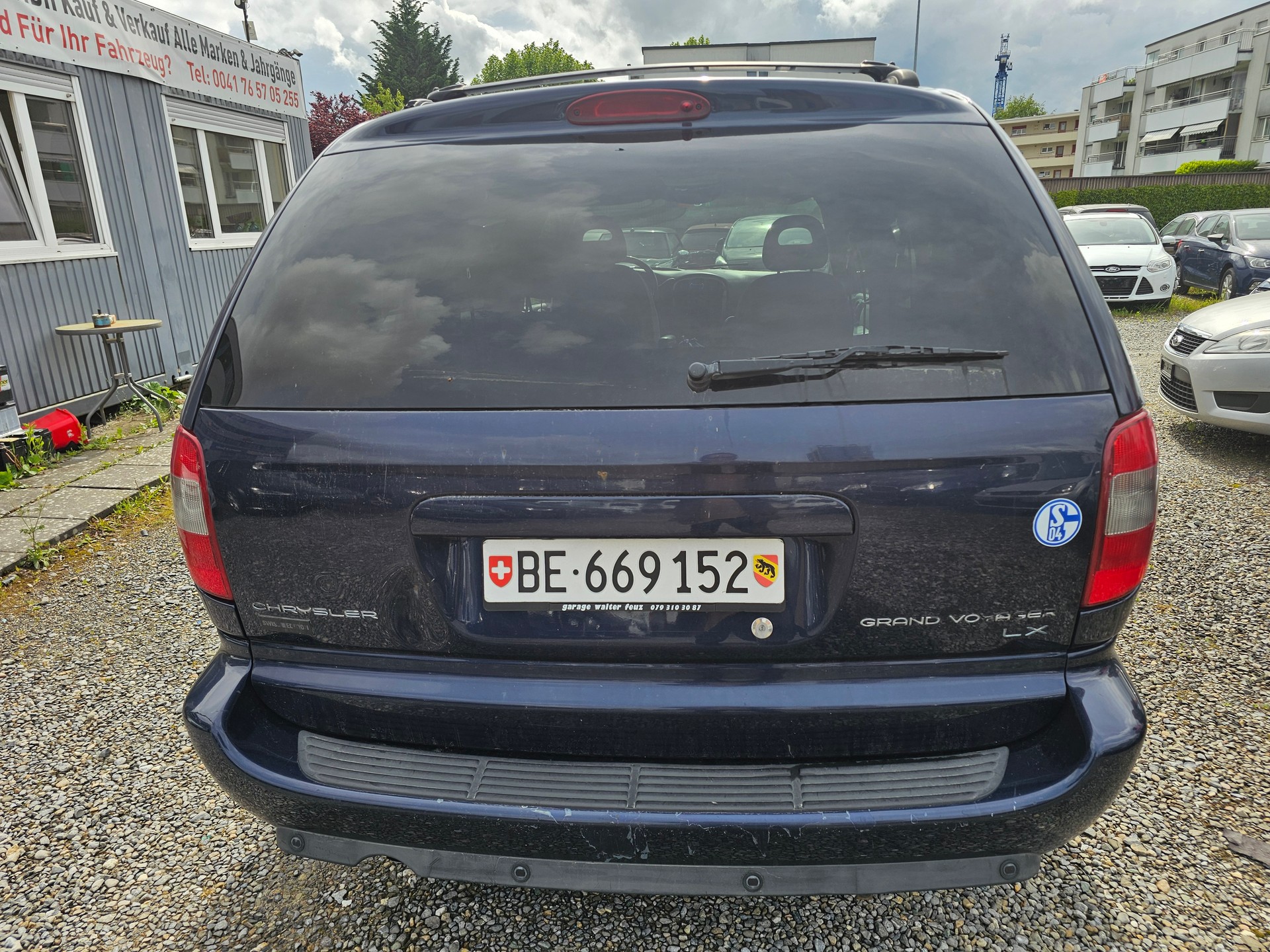 CHRYSLER Grand Voyager 3.3 LX Swiss Edition Automatic-image-2
