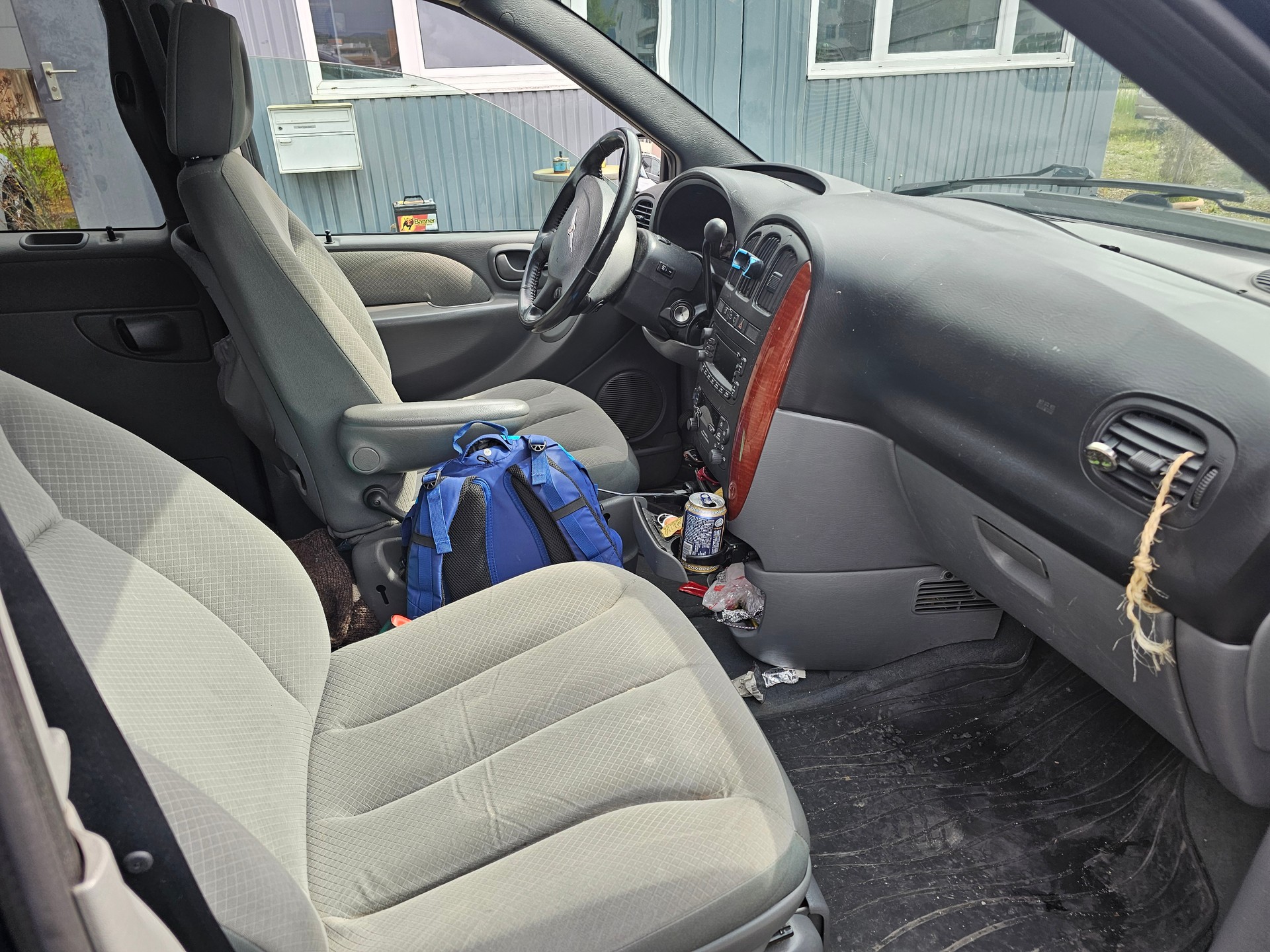CHRYSLER Grand Voyager 3.3 LX Swiss Edition Automatic-image-8
