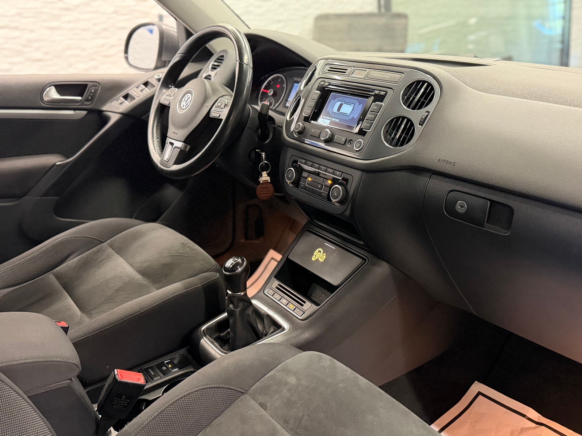 VW Tiguan 2.0 TDI BlueMotion Sport&Style 4Motion-image-4