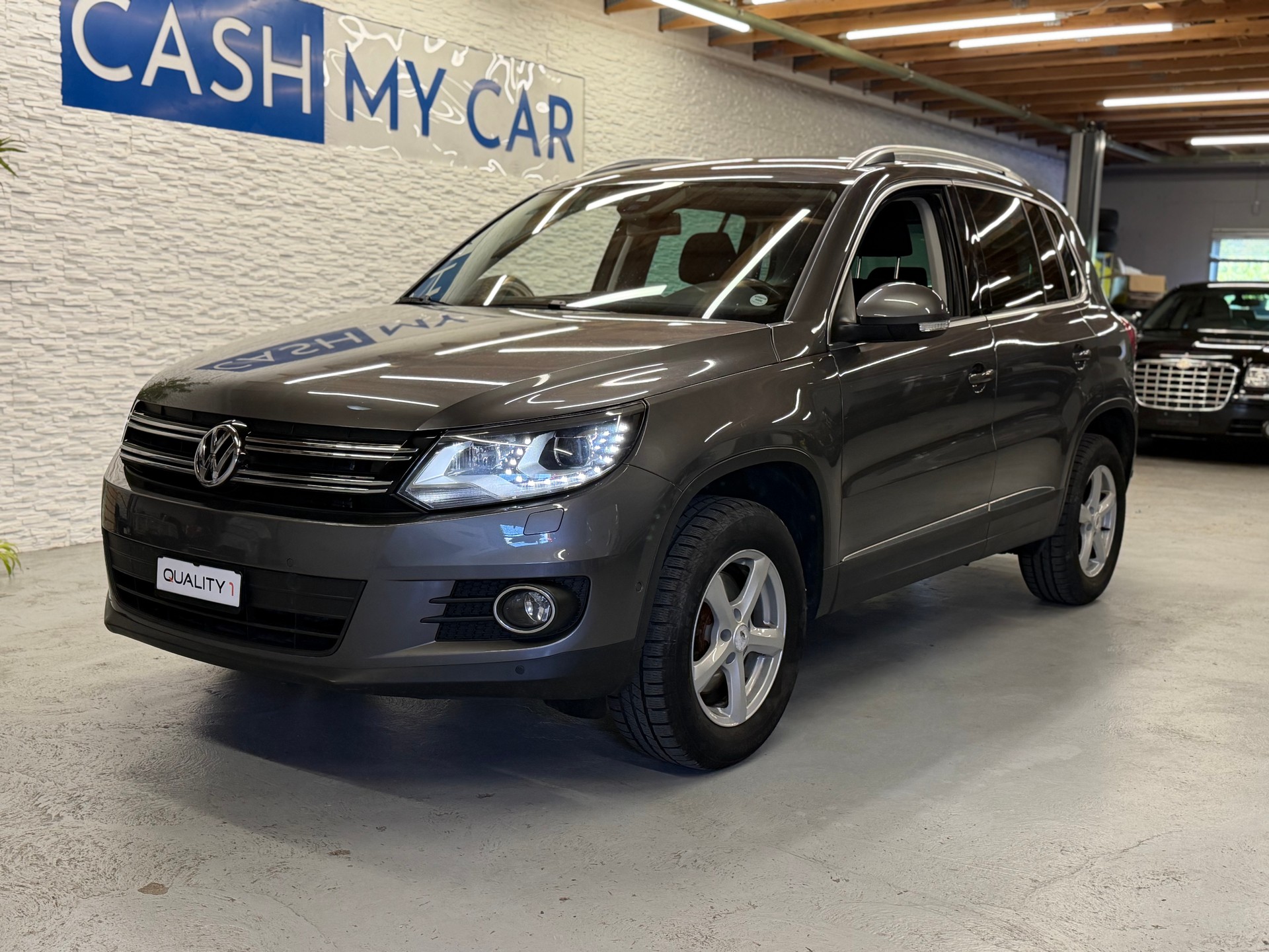VW Tiguan 2.0 TDI BlueMotion Sport&Style 4Motion-image-0