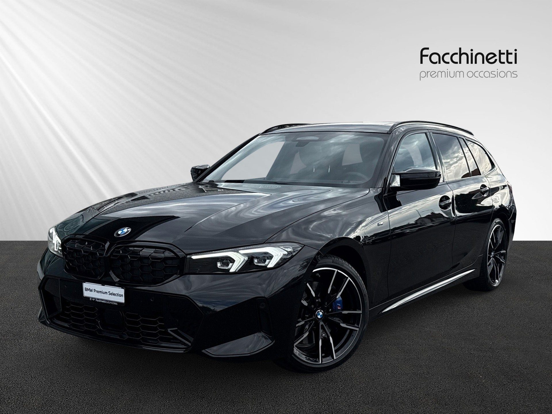 BMW M340i xDrive 48V Touring Steptronic-image-0