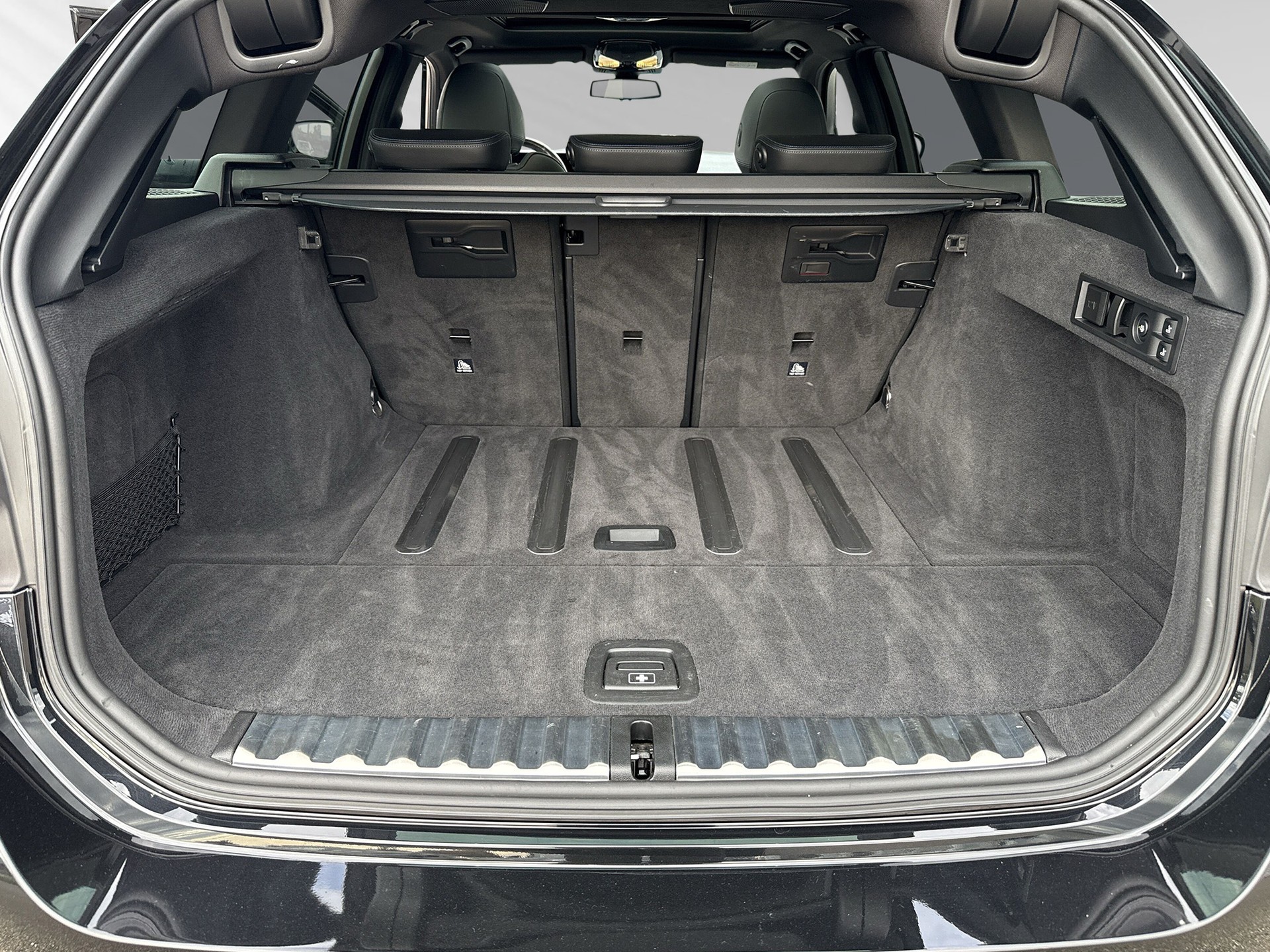 BMW M340i xDrive 48V Touring Steptronic-image-7