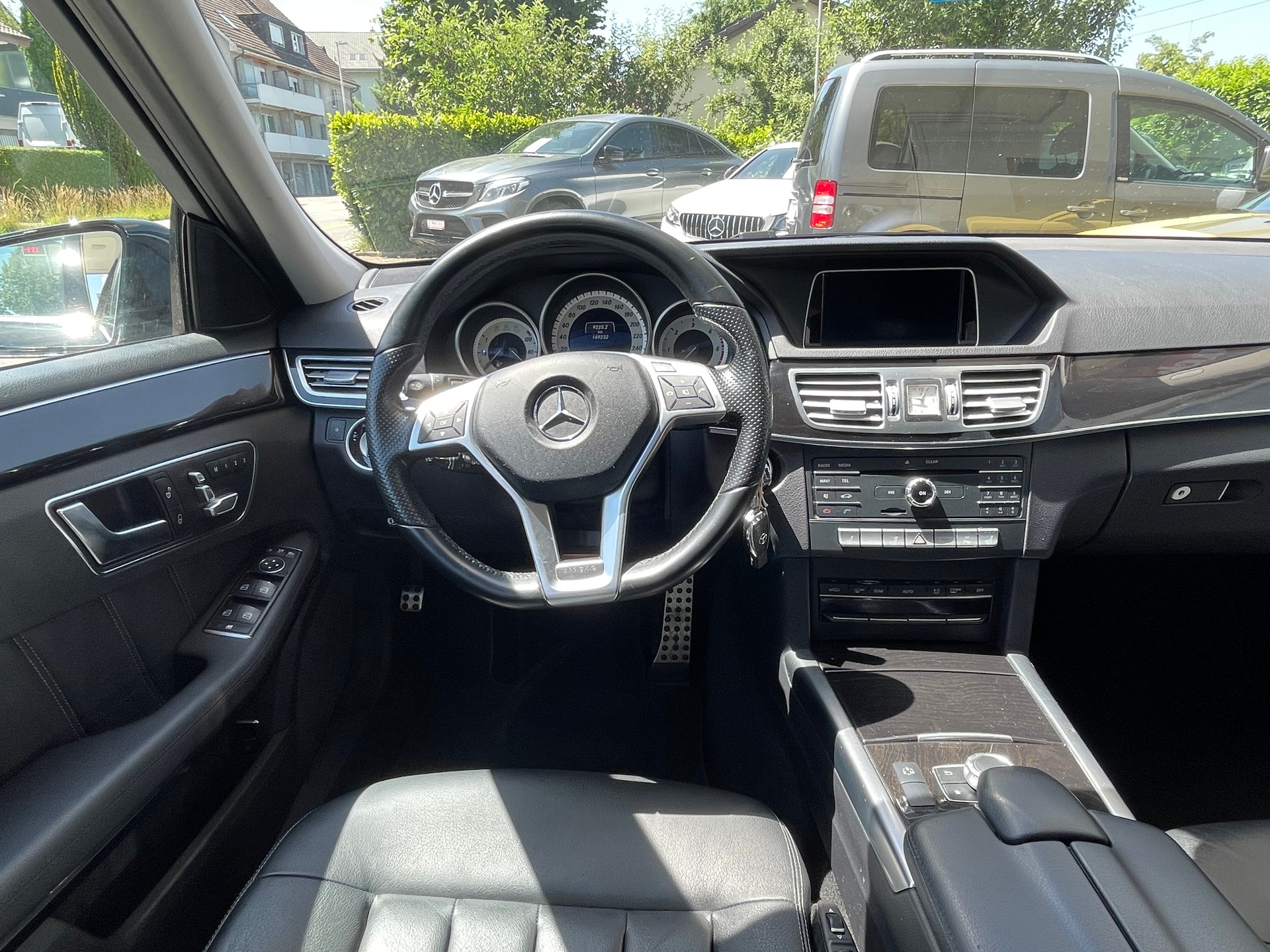 MERCEDES-BENZ E 250 BlueTEC 4Matic 7G-Tronic-image-3