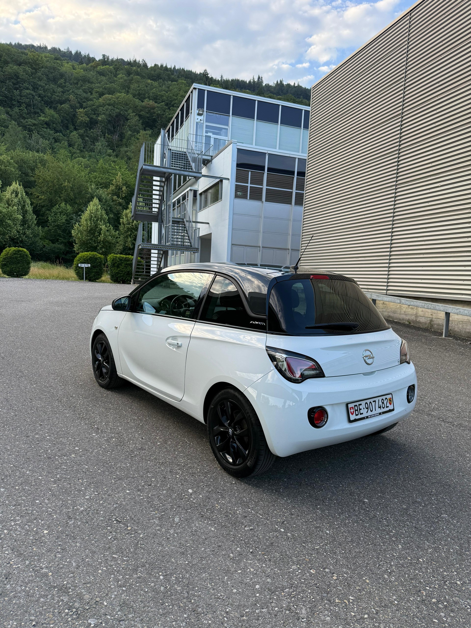 OPEL Adam 1.4 ecoFLEX White Link-image-3