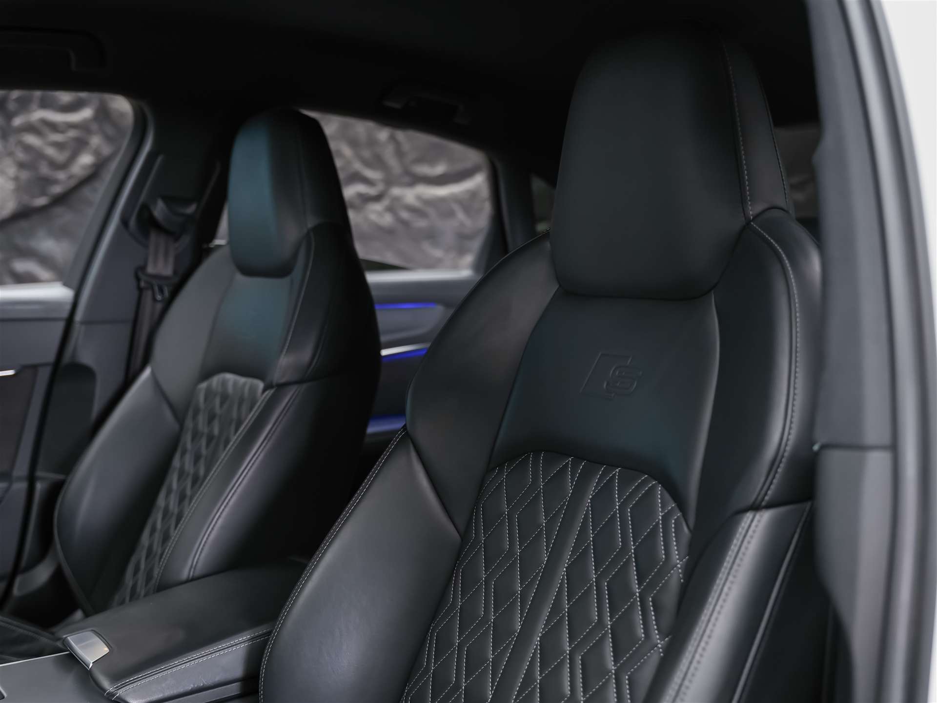 AUDI S6 Limousine 3.0 TDI quattro tiptronic *Head Up*Abstandsregler*Bang&Olufsen*-image-10