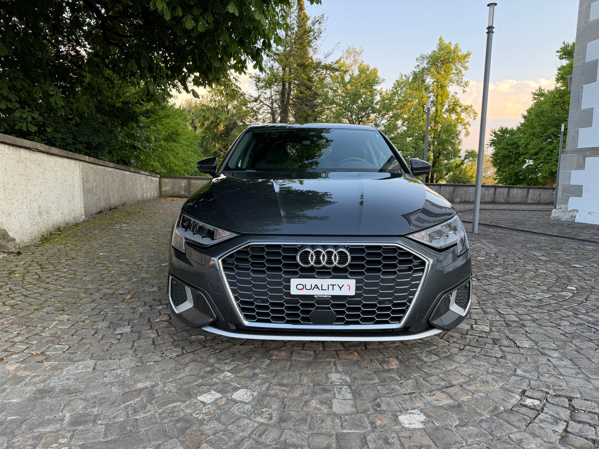 AUDI A3 Sportback 30 TDI Design S-tronic /Ab MFK/Service gepflegt/36 Monate Garantie/LED/Apple CarPlay /Virtuell Cockpit/Sportsitze-image-1
