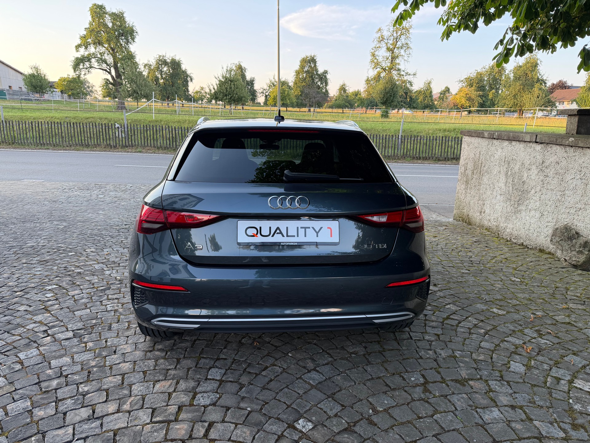 AUDI A3 Sportback 30 TDI Design S-tronic /Ab MFK/Service gepflegt/36 Monate Garantie/LED/Apple CarPlay /Virtuell Cockpit/Sportsitze-image-6