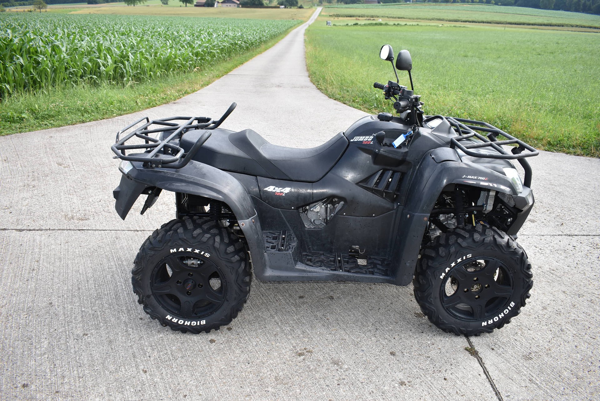 SMC (SM) J-Mal 700 4x4-image-7