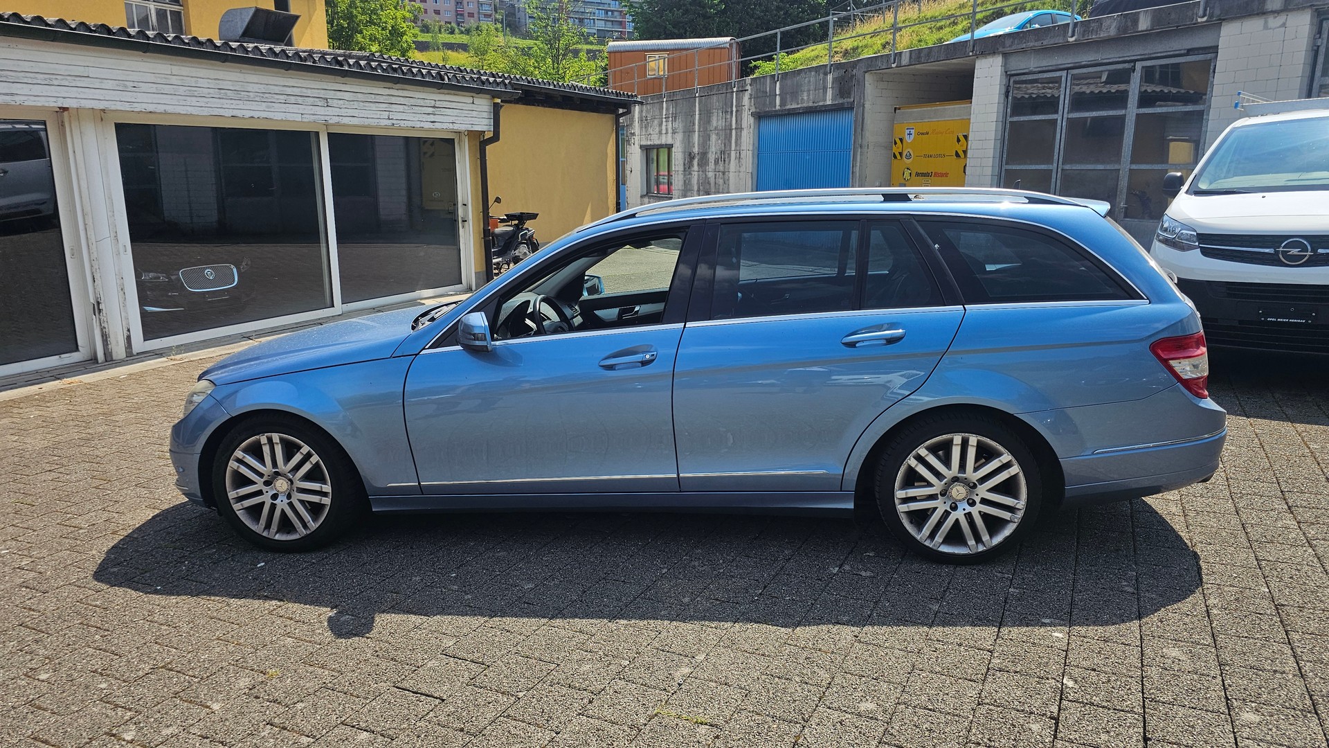 MERCEDES-BENZ C 200 Kompressor Avantgarde Automatic-image-1