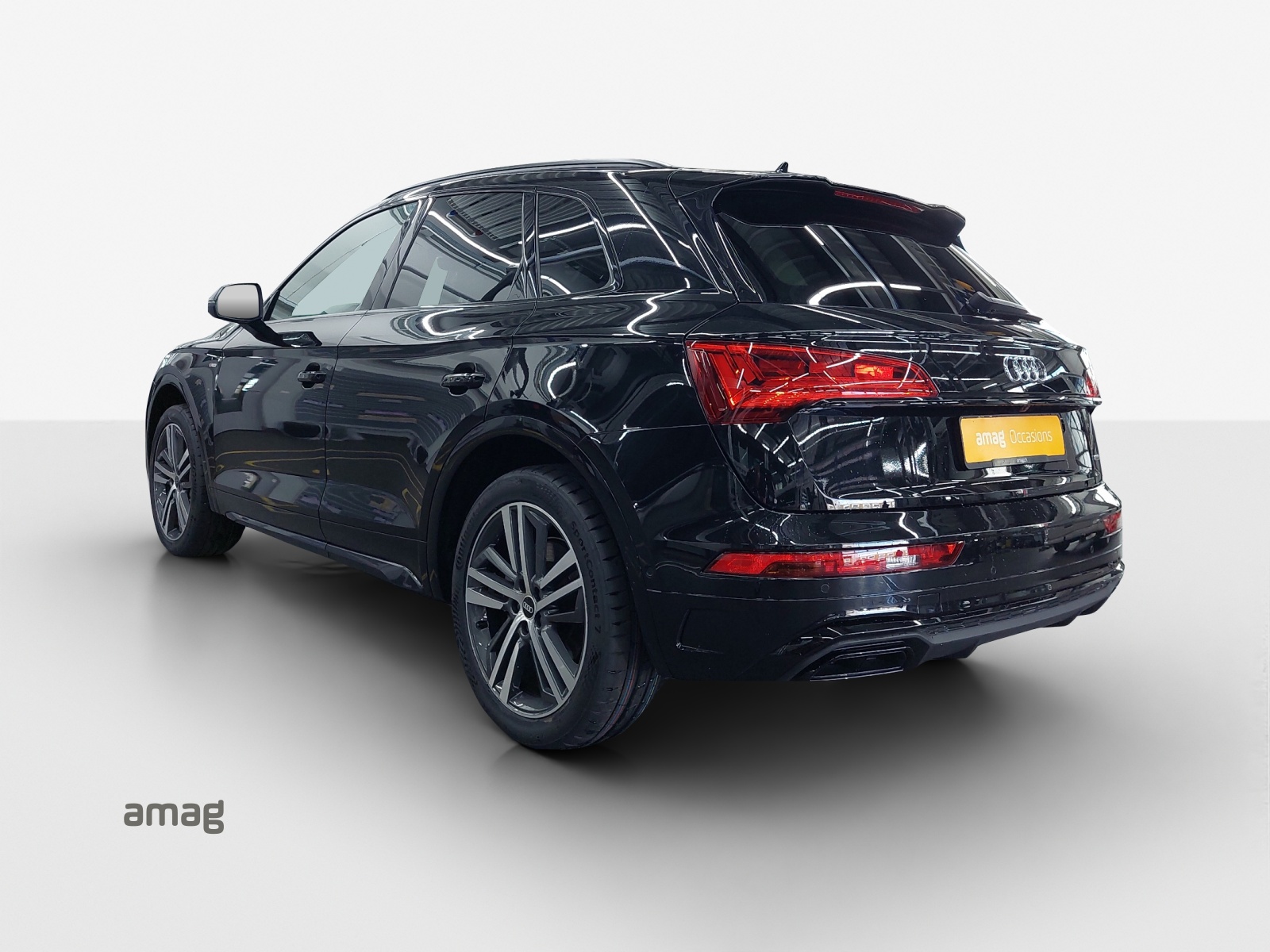 AUDI Q5 40 TDI S-line quattro S-tronic-showroom-element-2