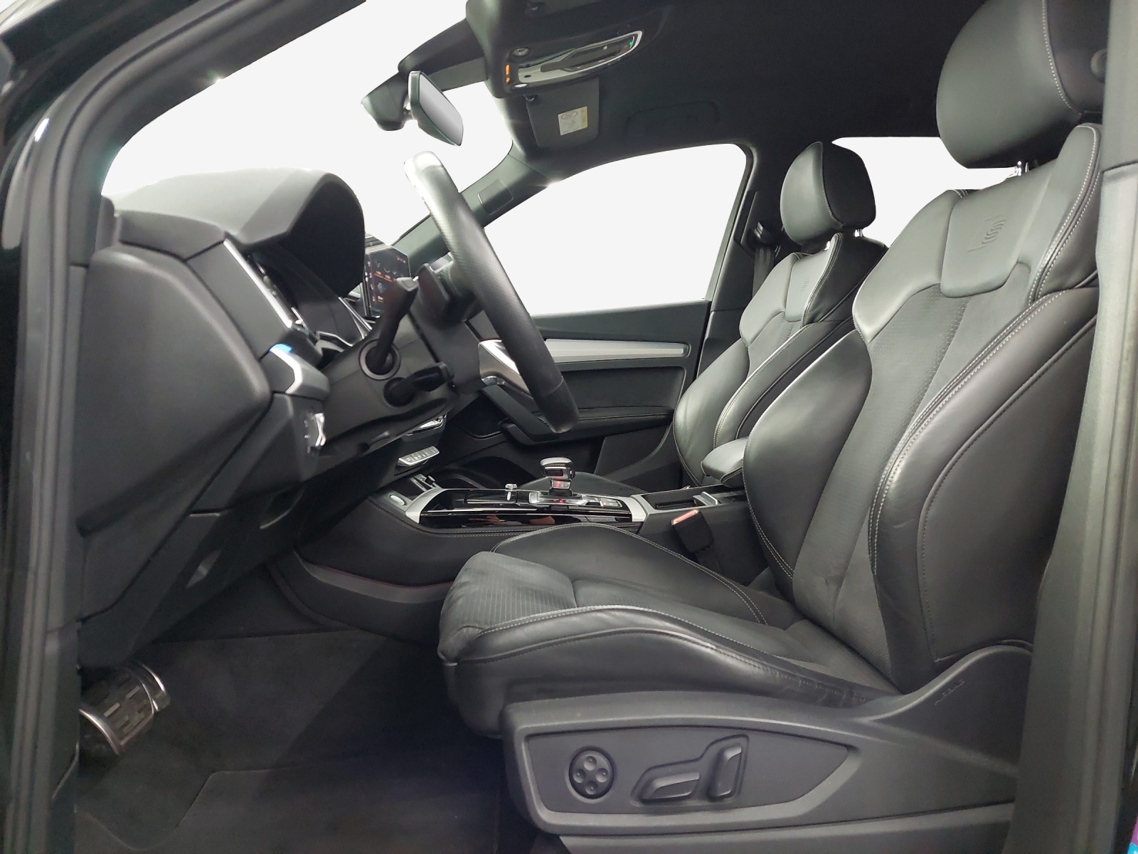 AUDI Q5 40 TDI S-line quattro S-tronic-image-7