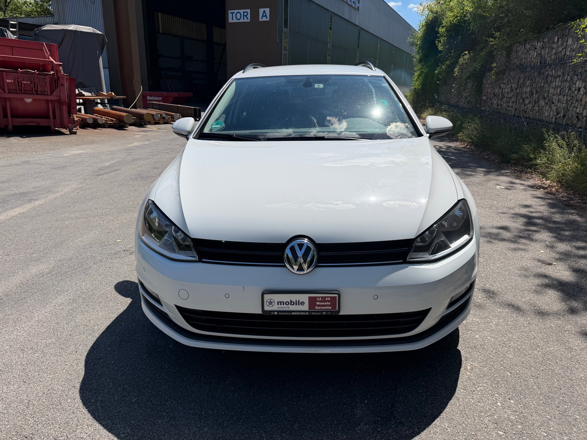 VW Golf Variant 1.6 TDI Comfortline 4Motion-image-1