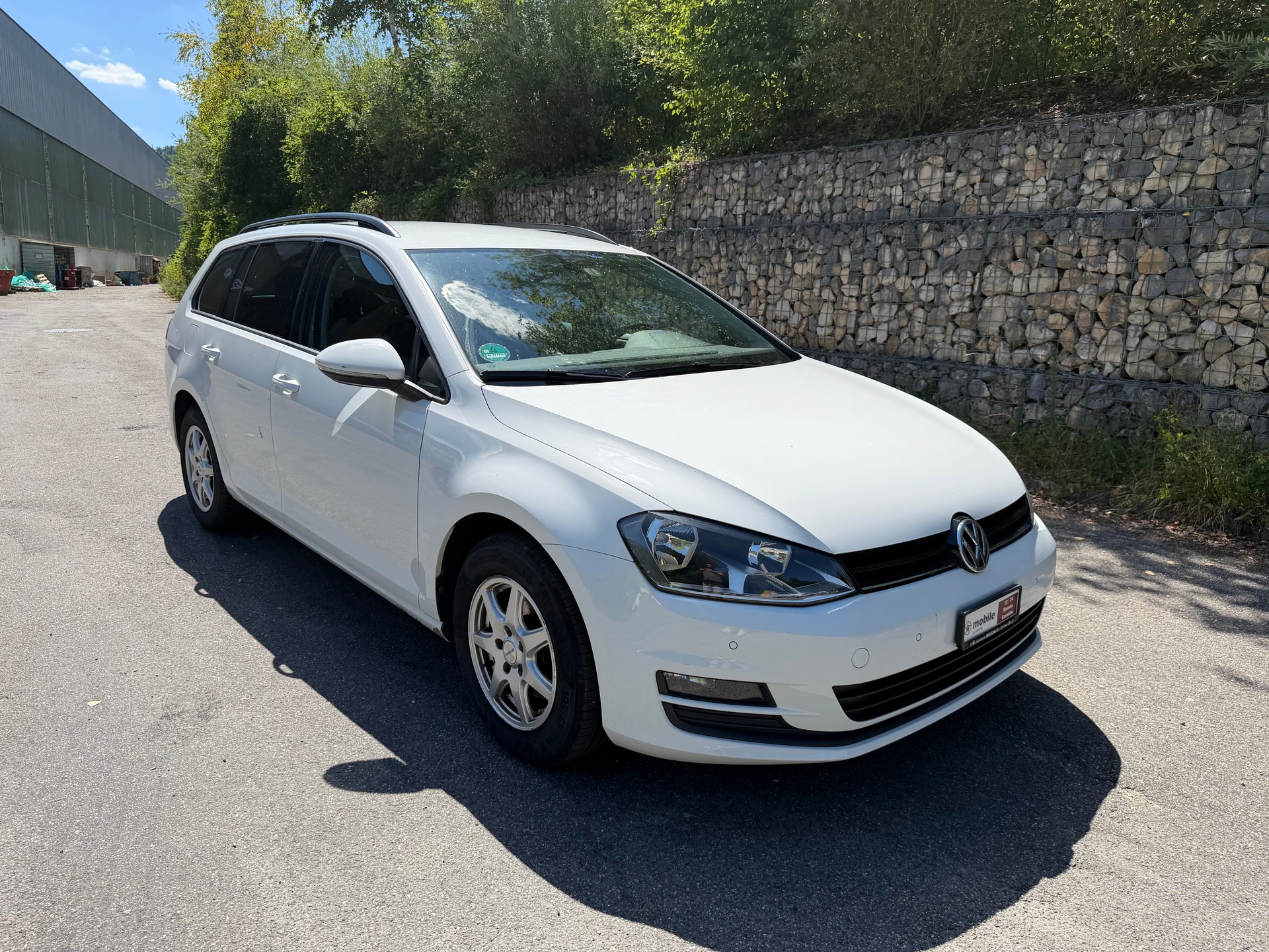 VW Golf Variant 1.6 TDI Comfortline 4Motion-image-0