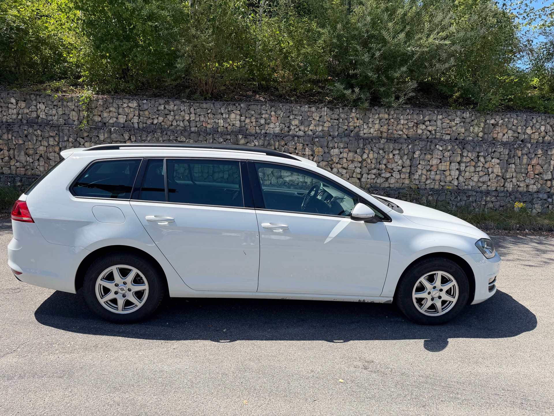 VW Golf Variant 1.6 TDI Comfortline 4Motion-image-6