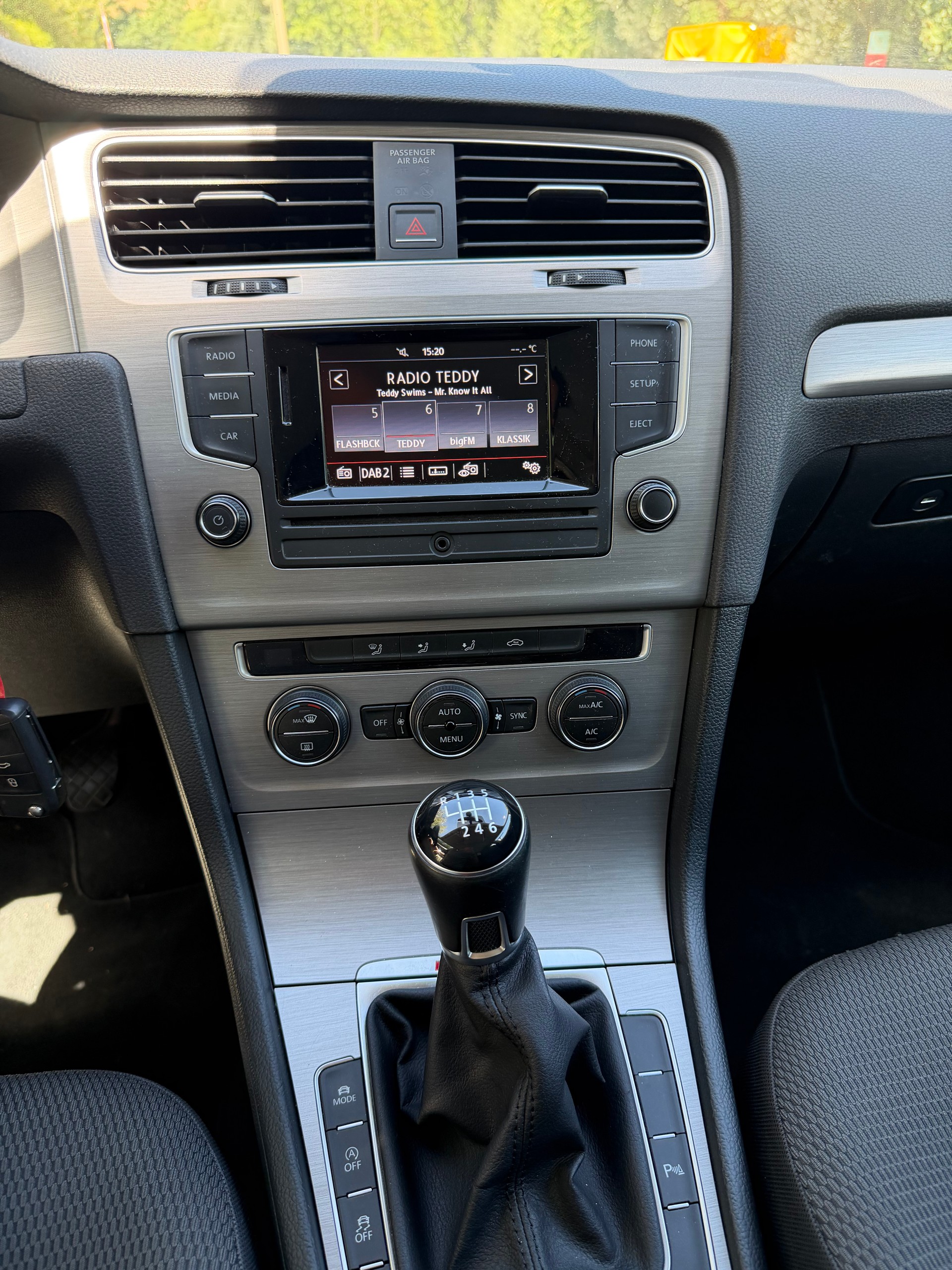 VW Golf Variant 1.6 TDI Comfortline 4Motion-image-10