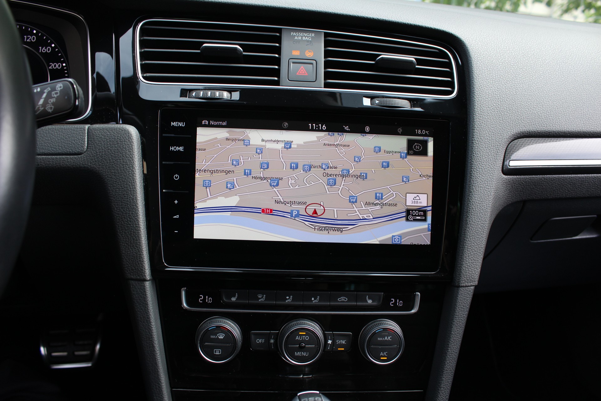 VW Golf 2.0 TSI R 4Motion DSG-image-11
