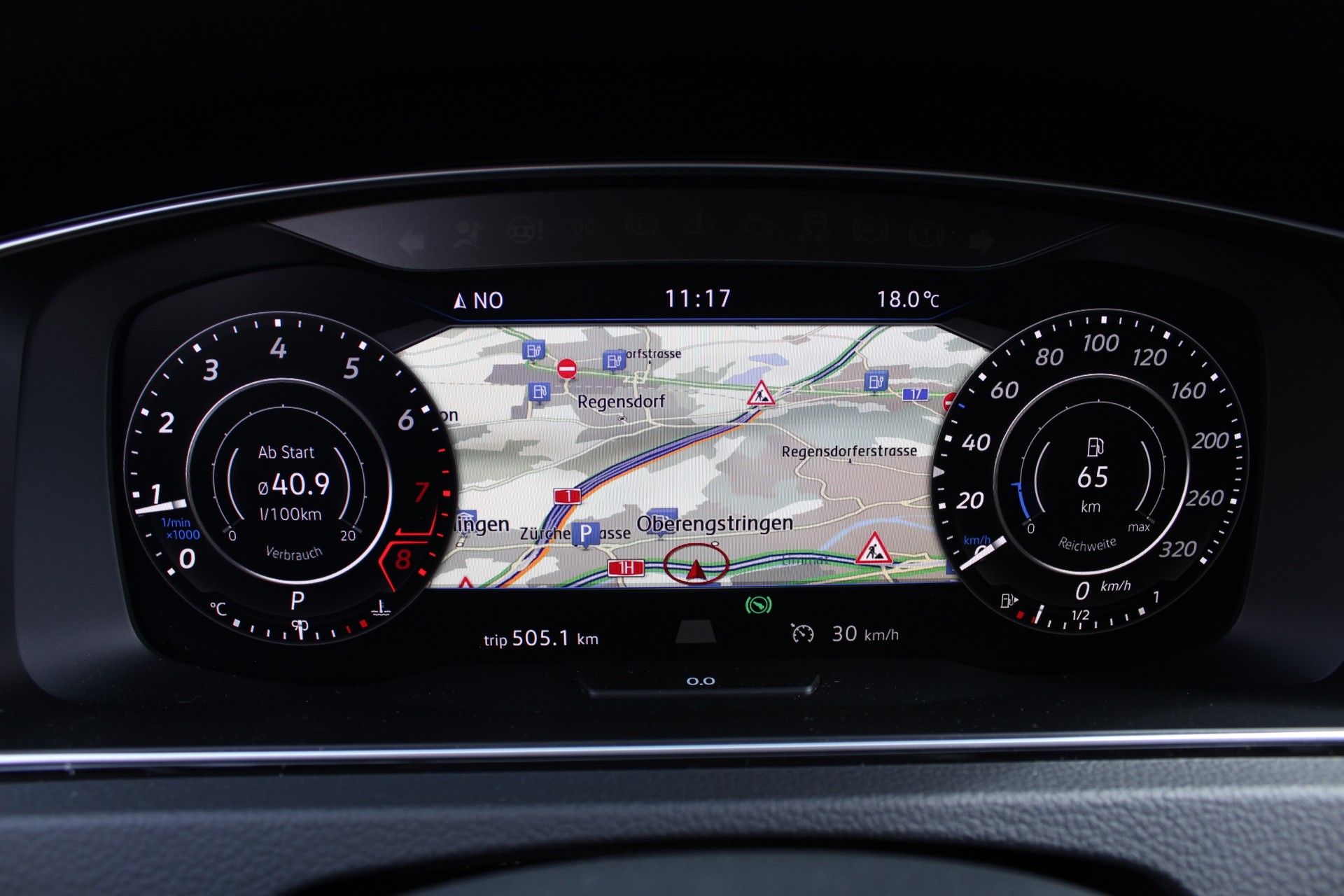 VW Golf 2.0 TSI R 4Motion DSG-image-10
