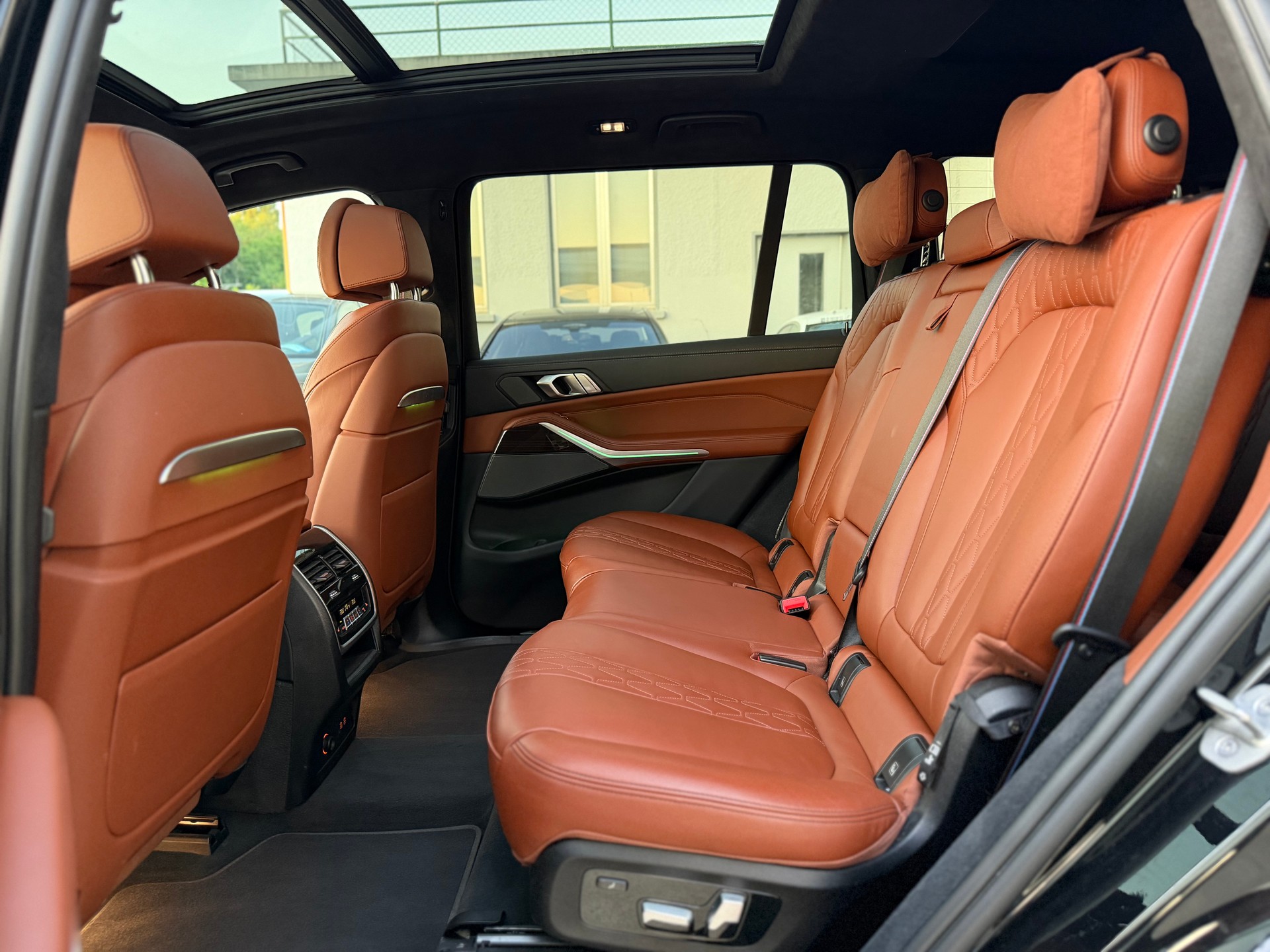 BMW X7 xDrive 48V 40d M Sport Pro Steptronic-image-12