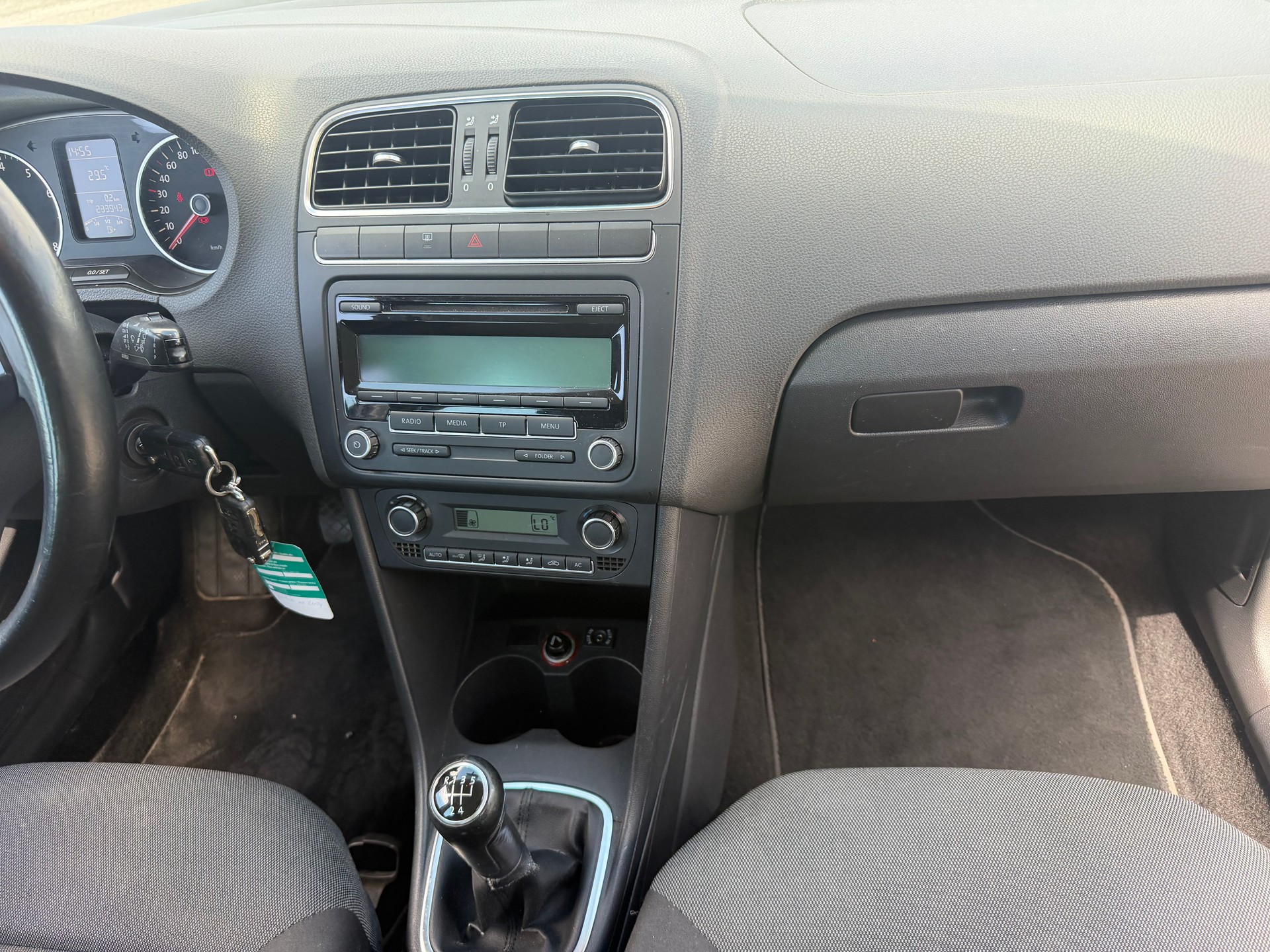 VW Polo 1.4 16V Highline-image-7
