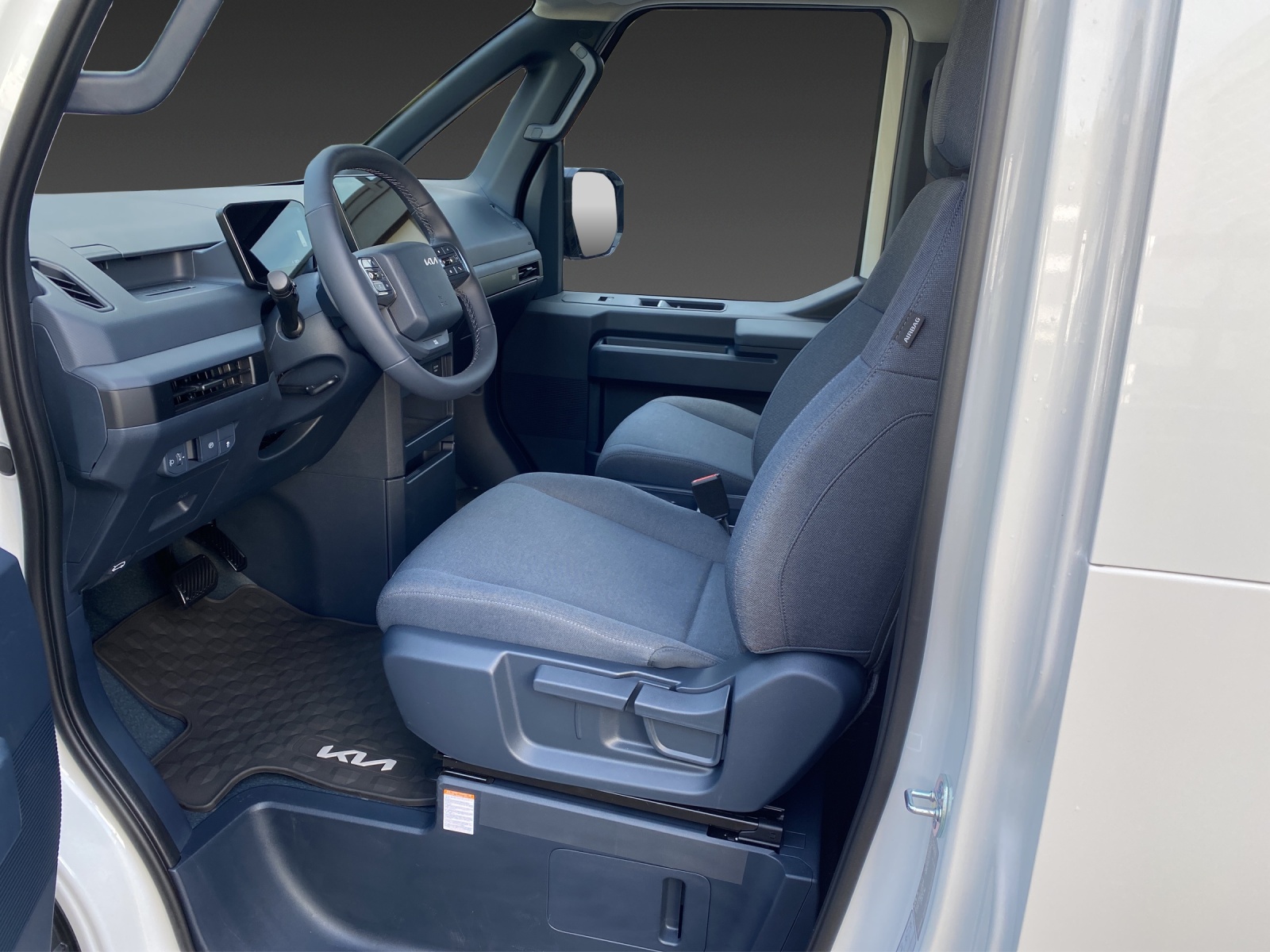 KIA PV5 Cargo 51.5 kWh-image-8