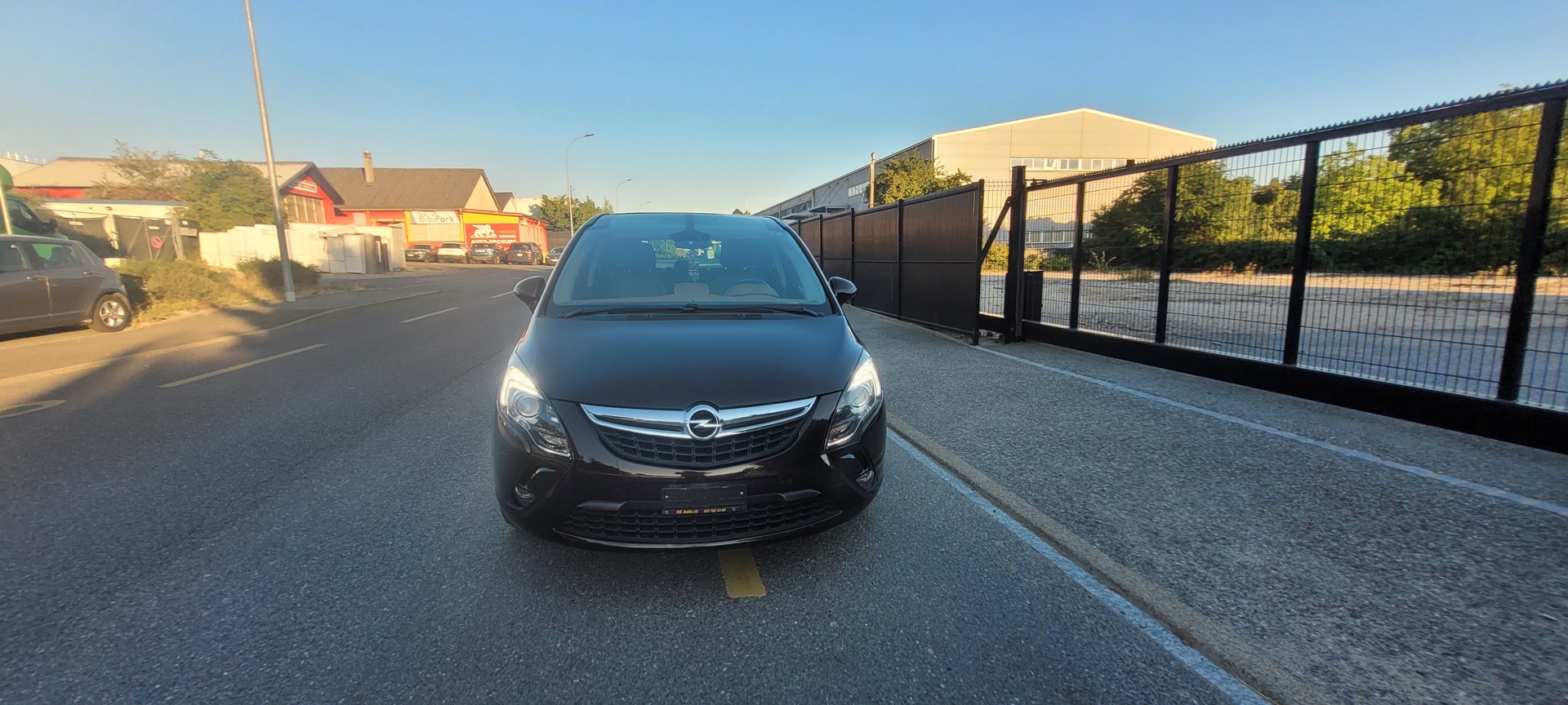 OPEL Zafira Tourer 1.4i 16V 7places Turbo Cosmo Automatic-image-2