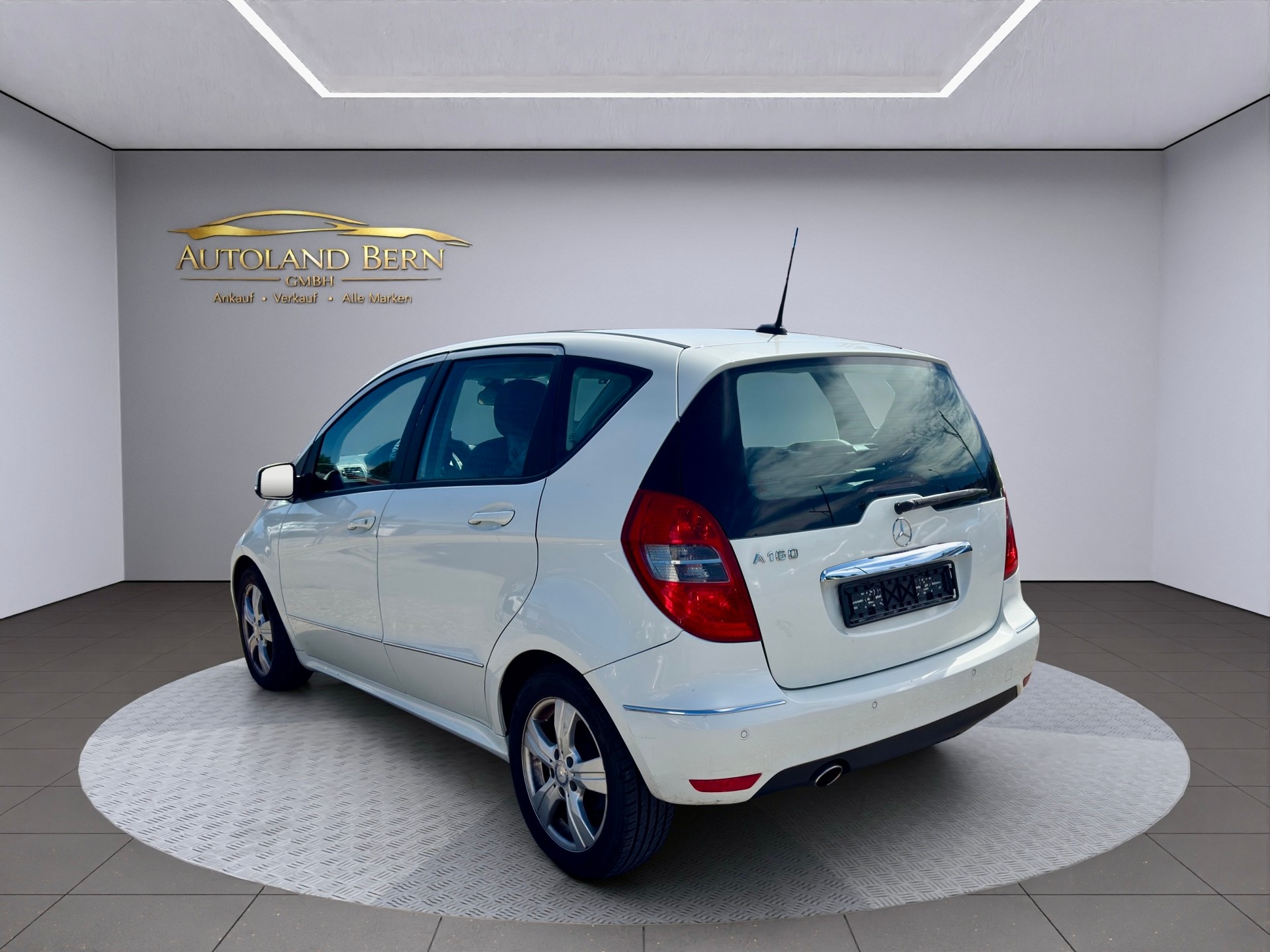 MERCEDES-BENZ A 160 (150) Avantgarde Autotronic-image-5