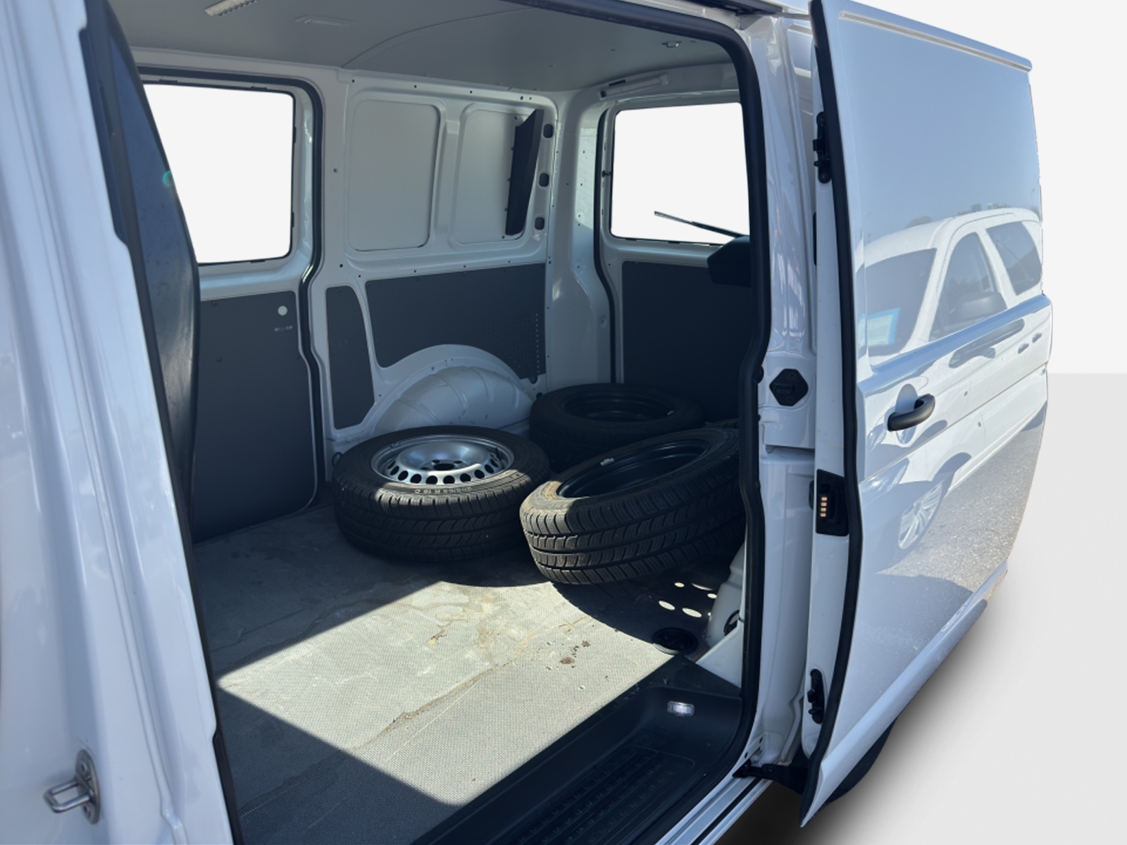 VW T6.1 2.0 TDI-image-8