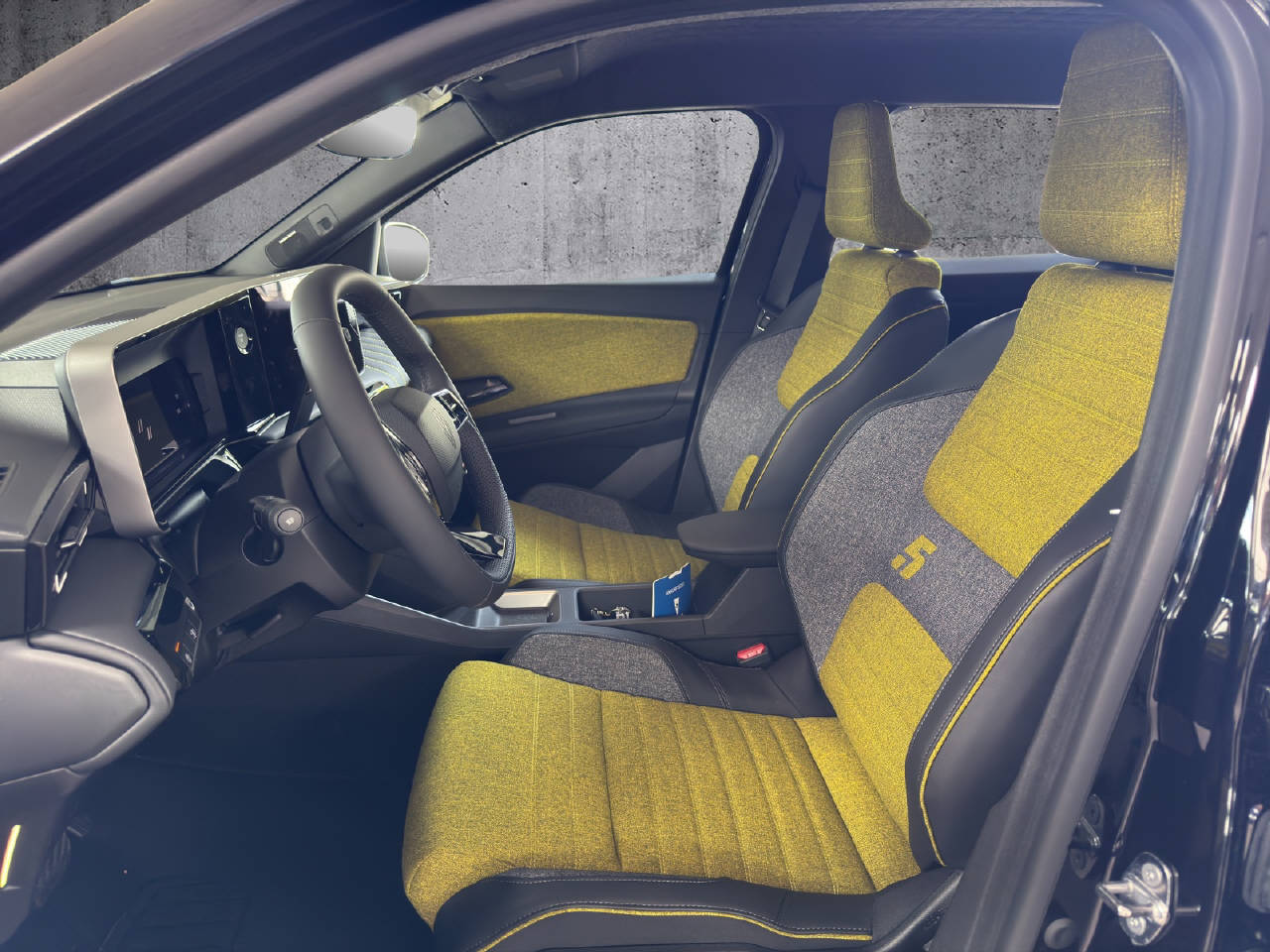RENAULT R5 E-Tech Electric iconic five 150PS Comfort Range-image-4