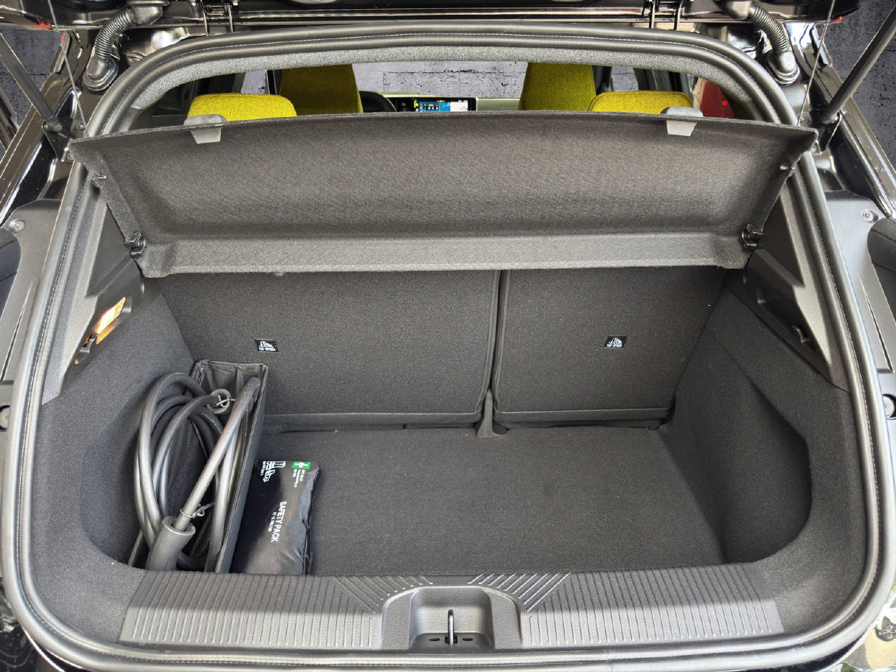 RENAULT R5 E-Tech Electric iconic five 150PS Comfort Range-image-8