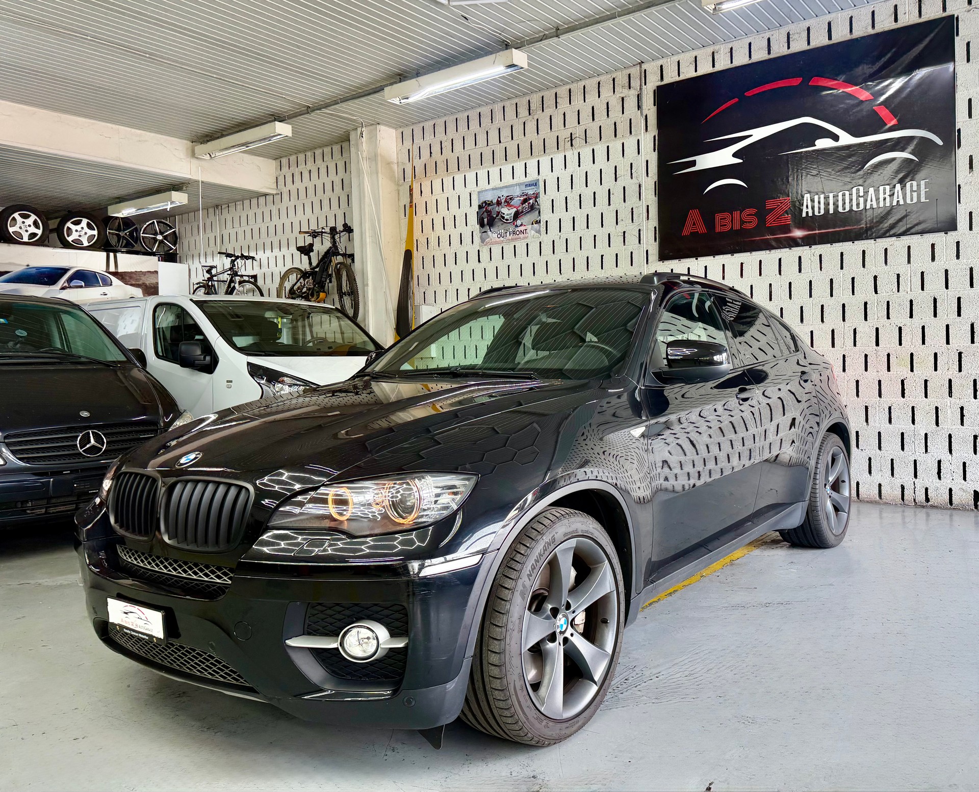 BMW X6 xDrive 50i Steptronic-image-0