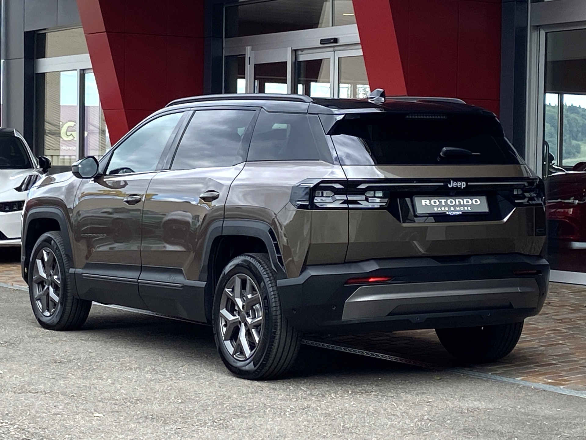 JEEP Compass 1.2 T e-Hybrid Summit Premium Sky-image-20
