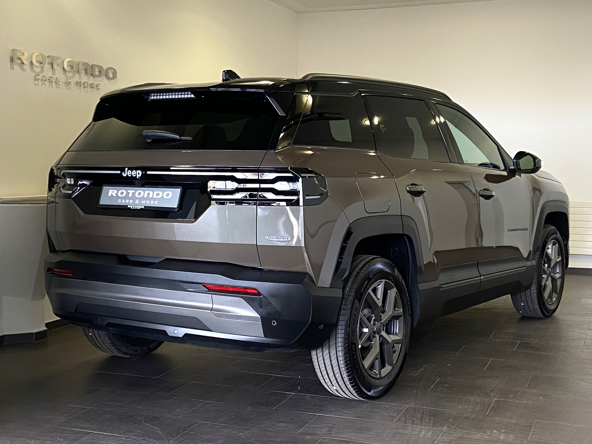 JEEP Compass 1.2 T e-Hybrid Summit Premium Sky-showroom-element-1