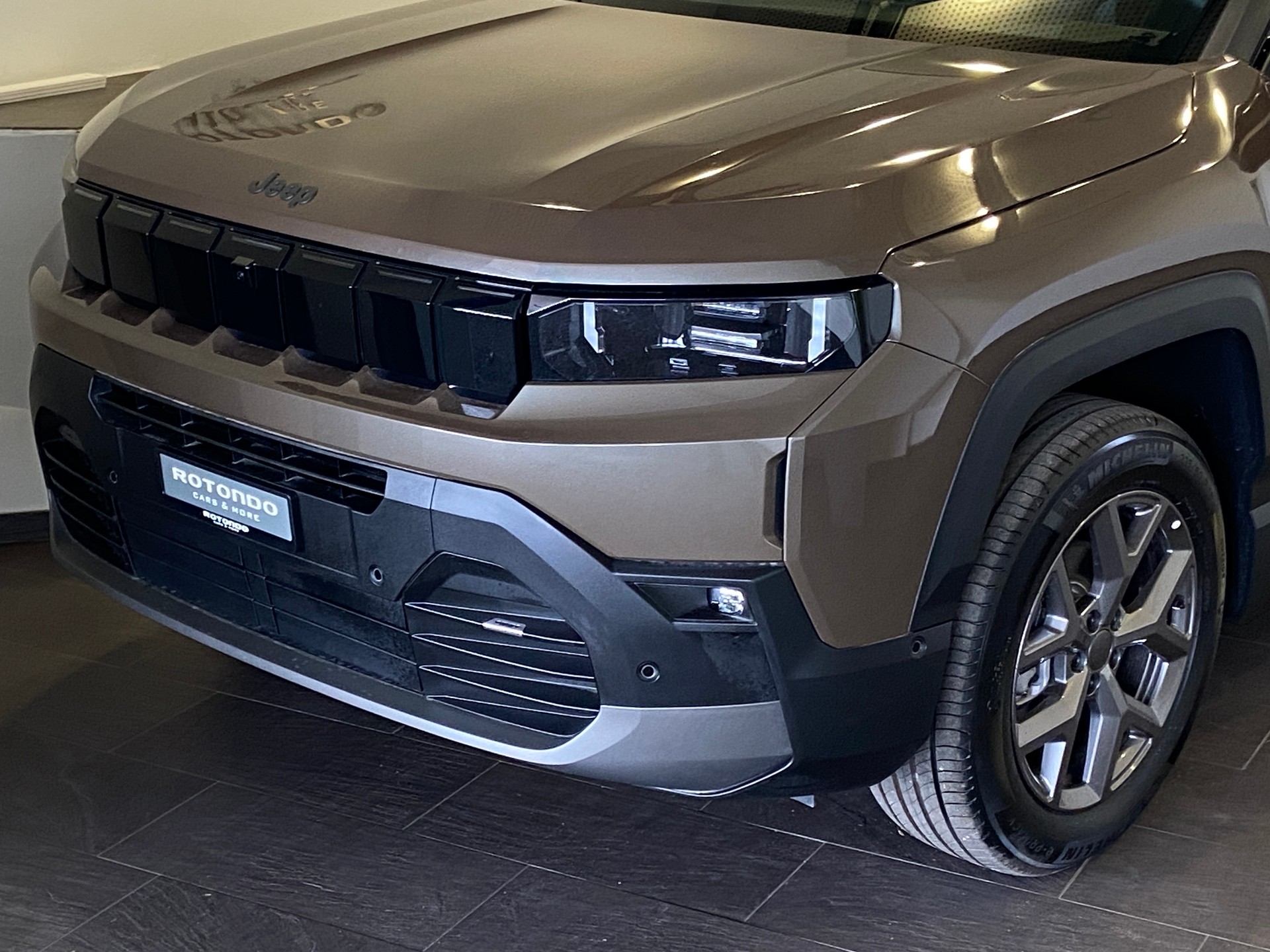 JEEP Compass 1.2 T e-Hybrid Summit Premium Sky-showroom-element-2
