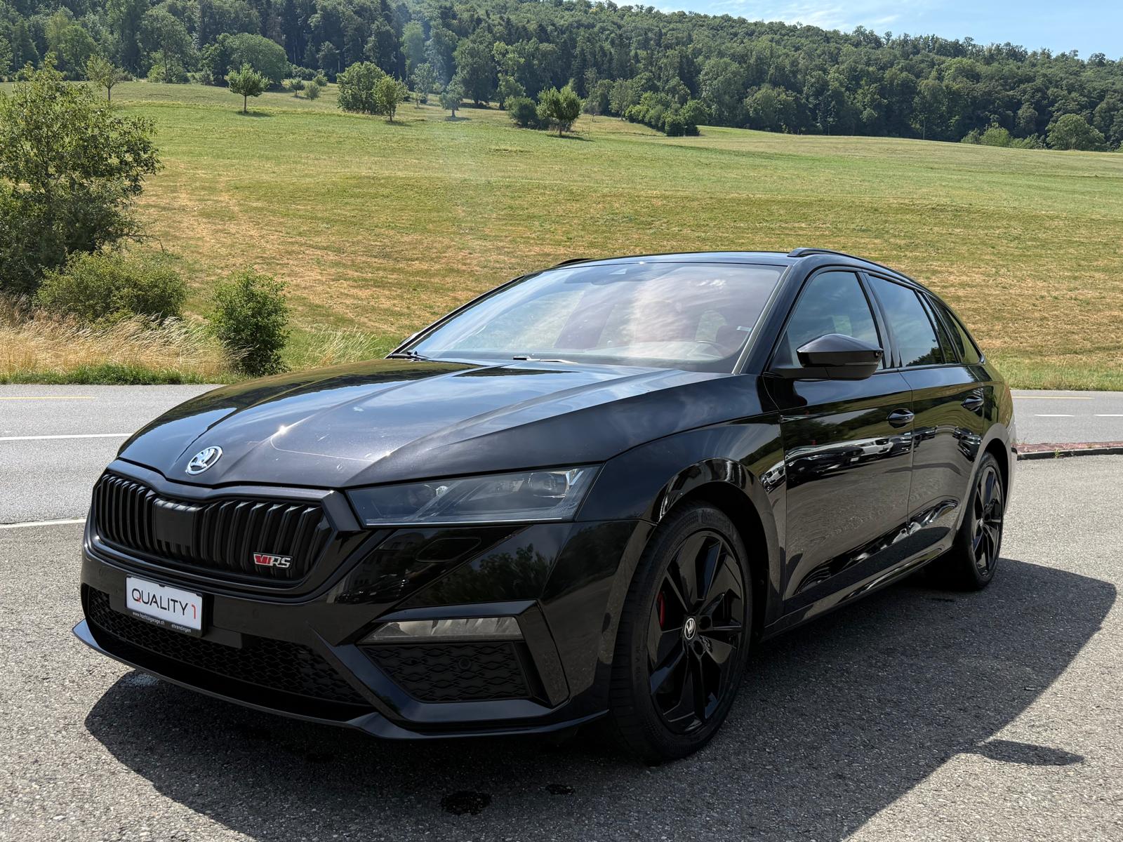 SKODA Octavia Combi 2.0 TSI DSG RS-image-0