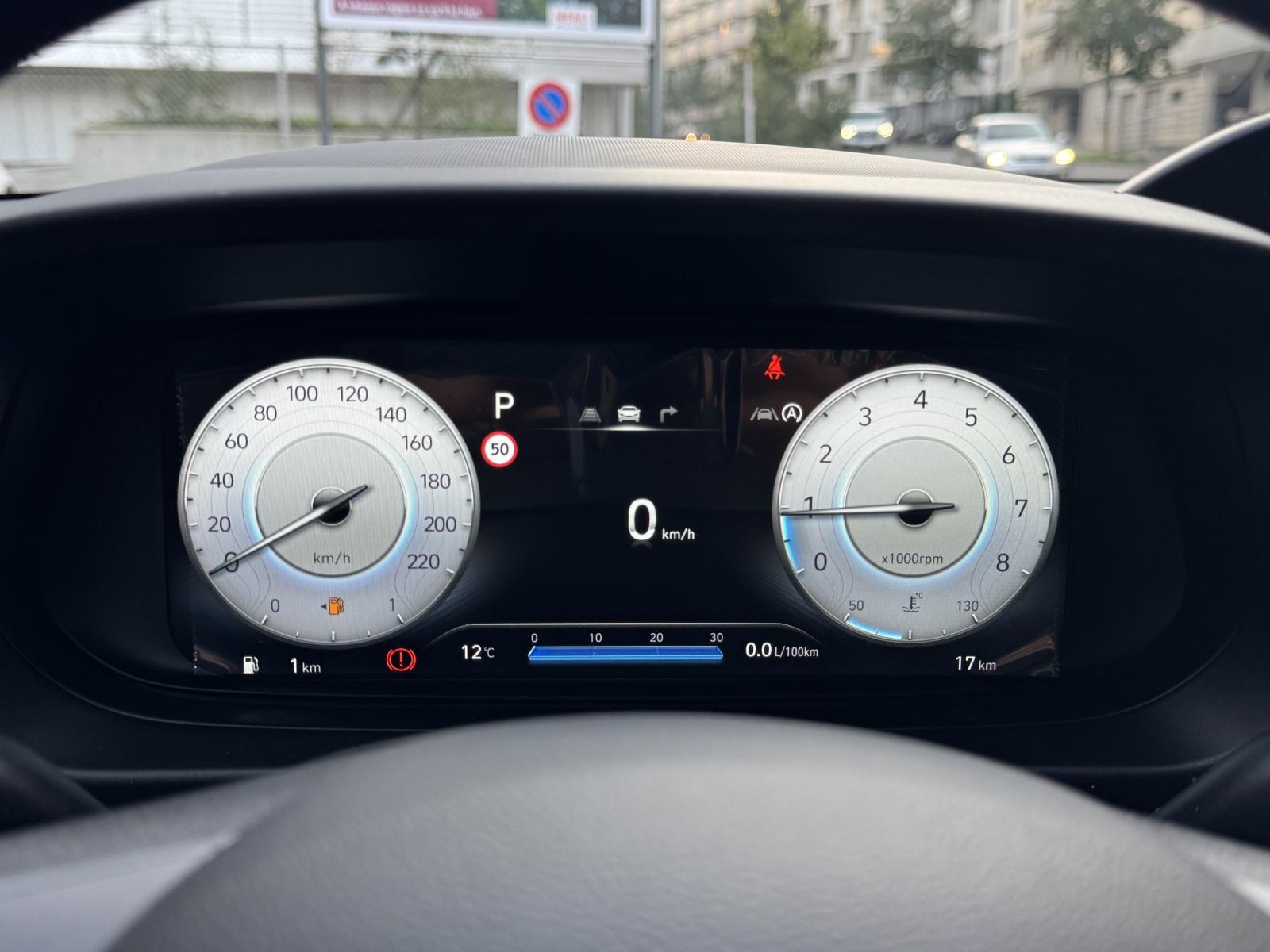 HYUNDAI i20 1.0 T-GDi Amplia-image-27
