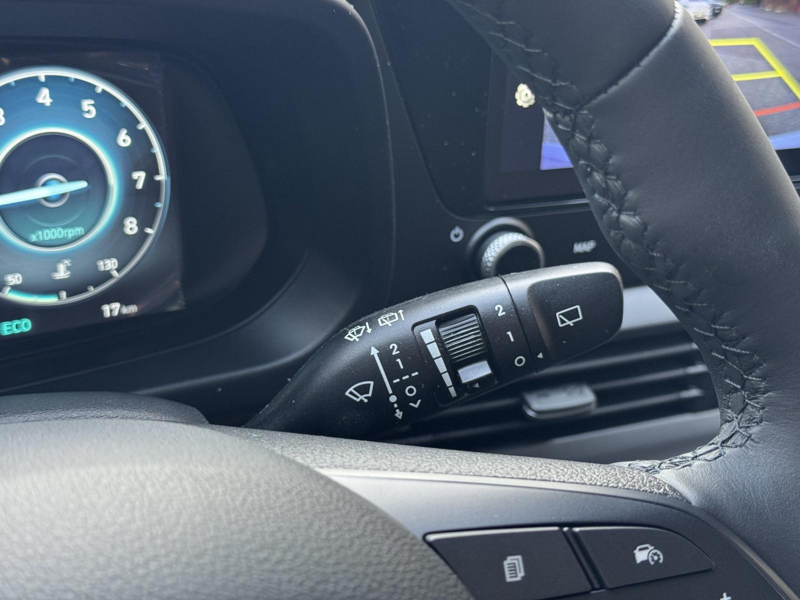 HYUNDAI i20 1.0 T-GDi Amplia-image-18