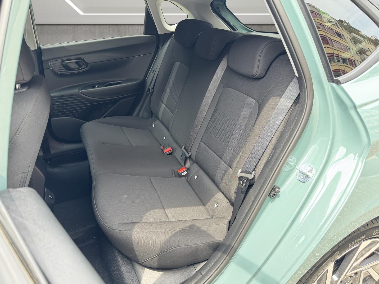 HYUNDAI i20 1.0 T-GDi Amplia-image-7